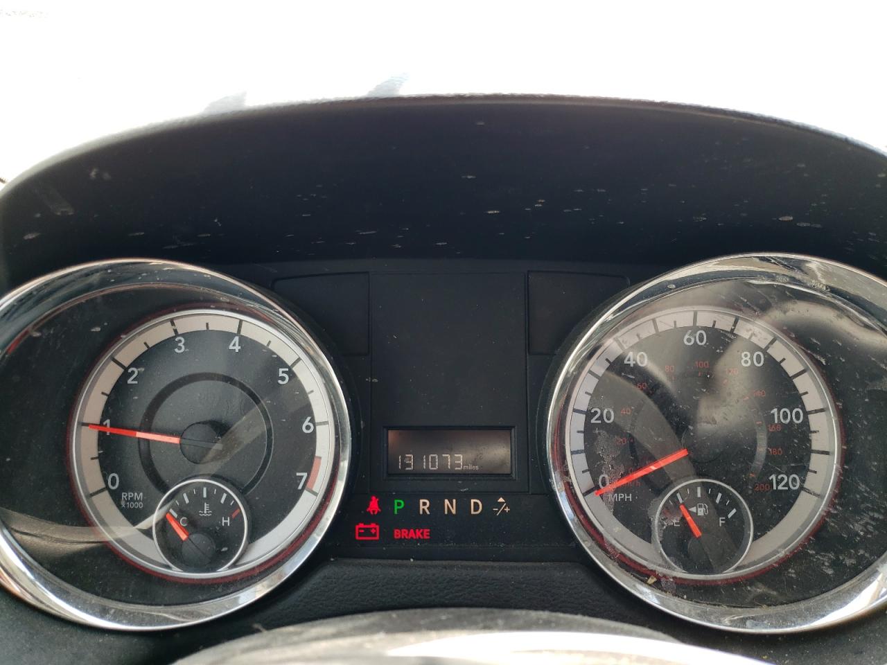 2015 Dodge Caravan - Image 9