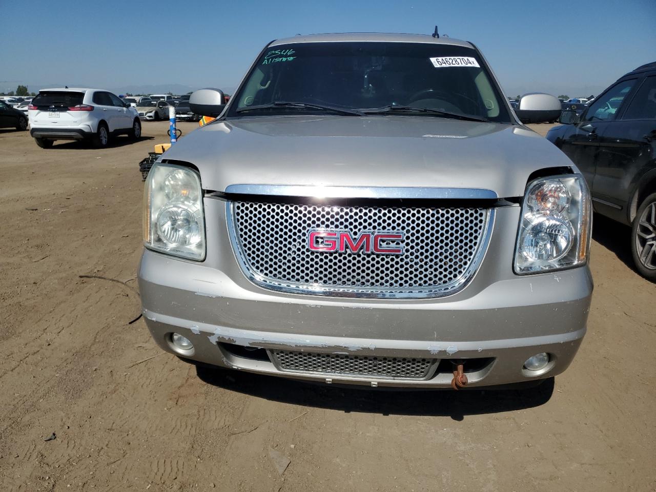 1GKFK63817J262885 2007 GMC Yukon Denali