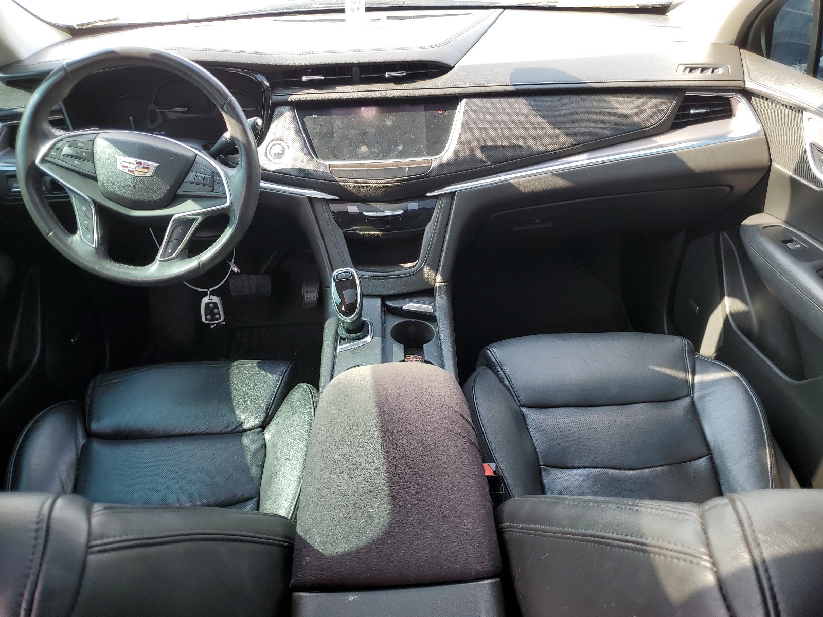 1GYKNBRS3HZ269198 2017 Cadillac Xt5 Luxury