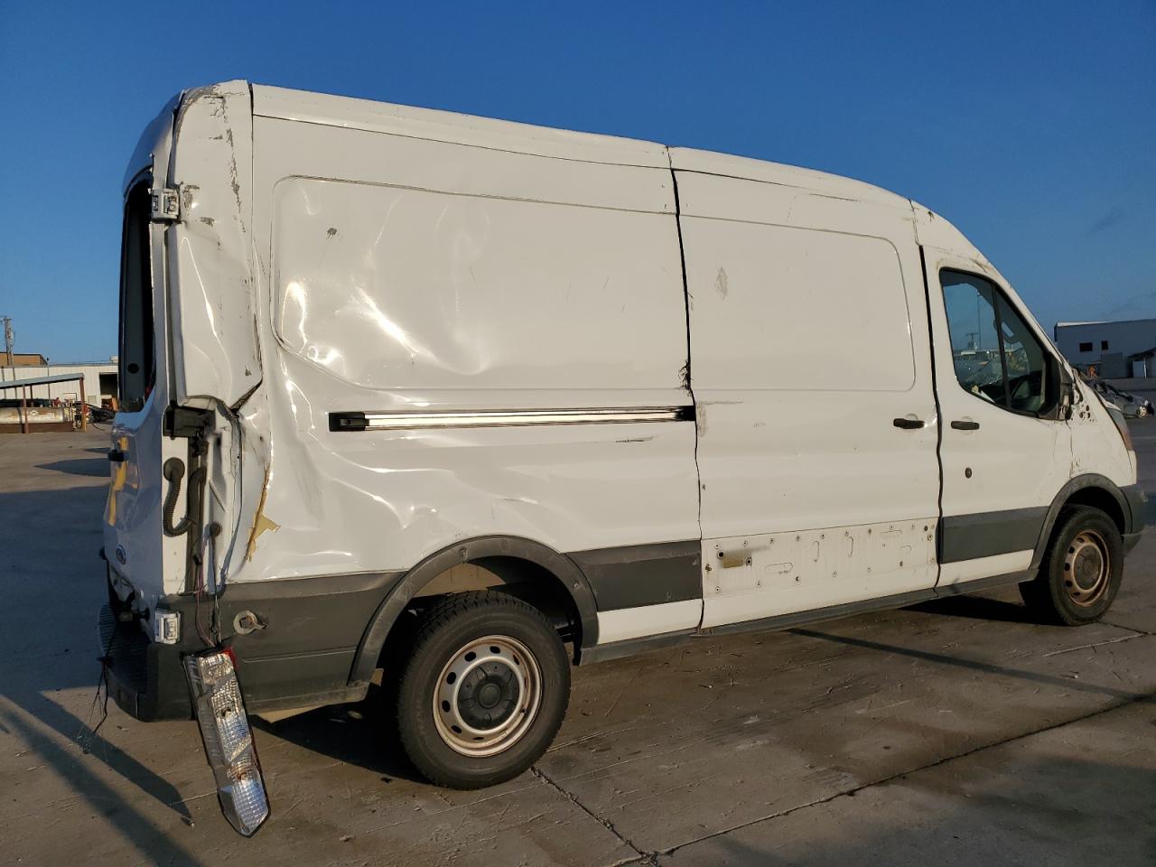 1FTYR2CM5HKA65770 2017 Ford Transit T-250