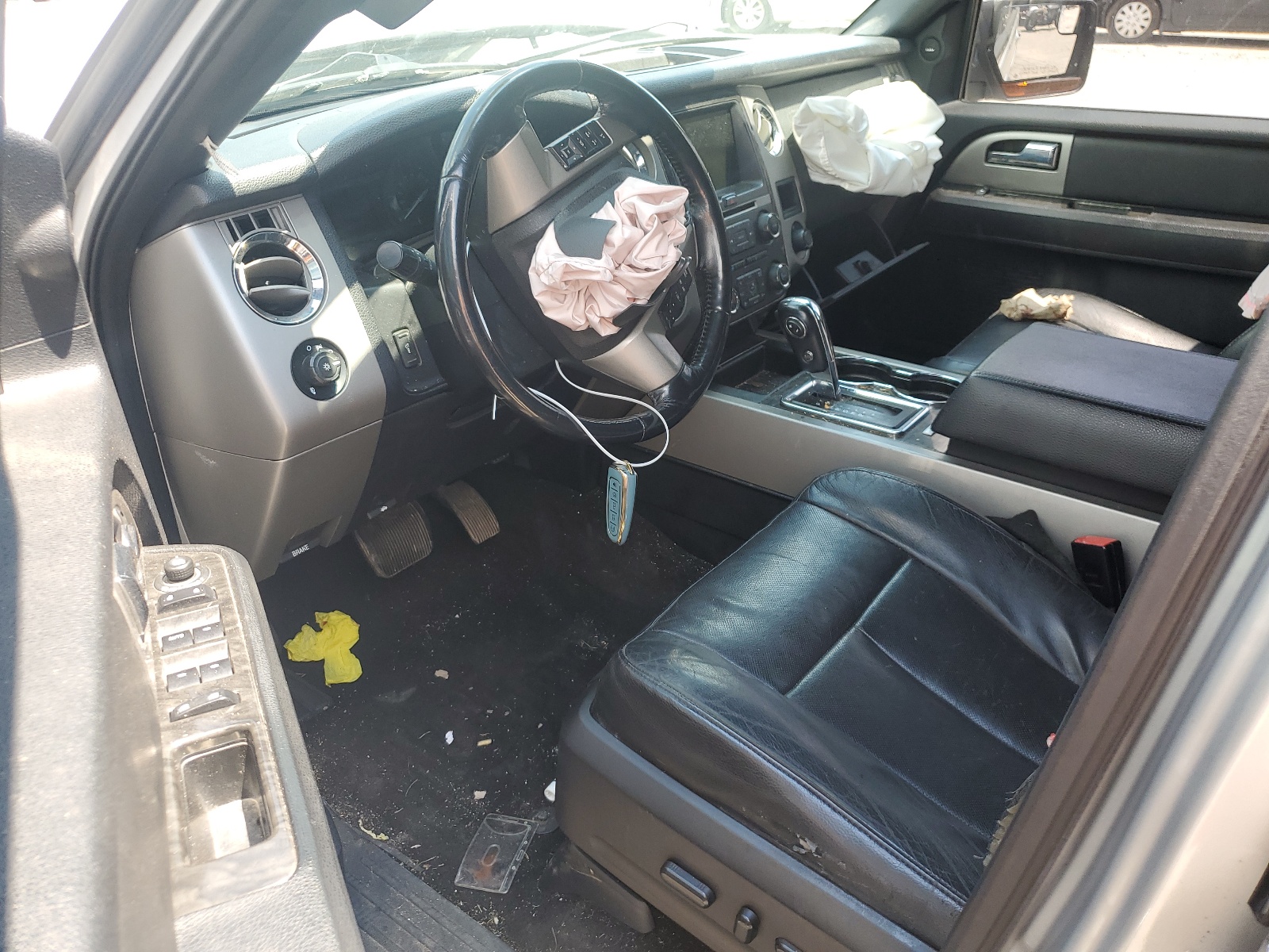 1FMJU2AT0GEF29468 2016 Ford Expedition Limited