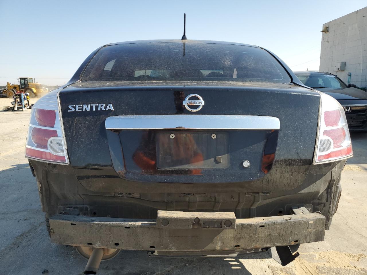 2010 Nissan Sentra - Image 6