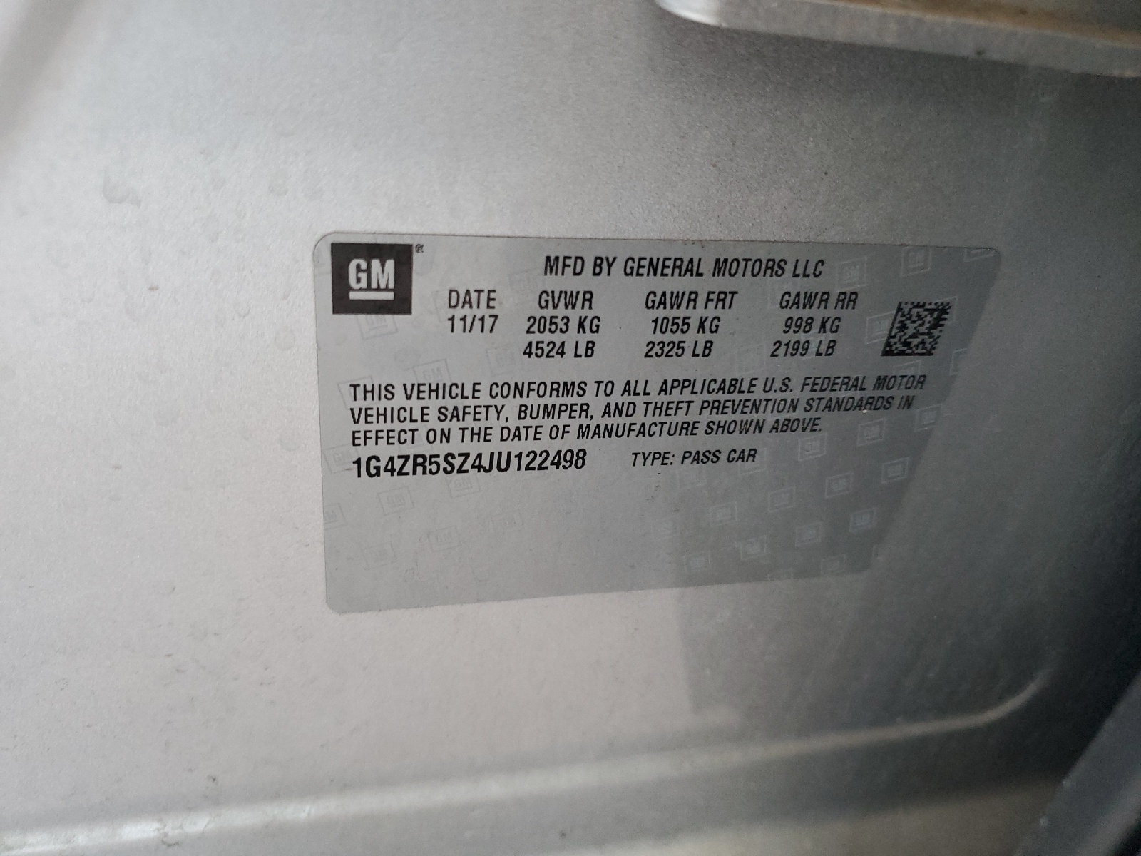 1G4ZR5SZ4JU122498 2018 Buick Lacrosse Premium