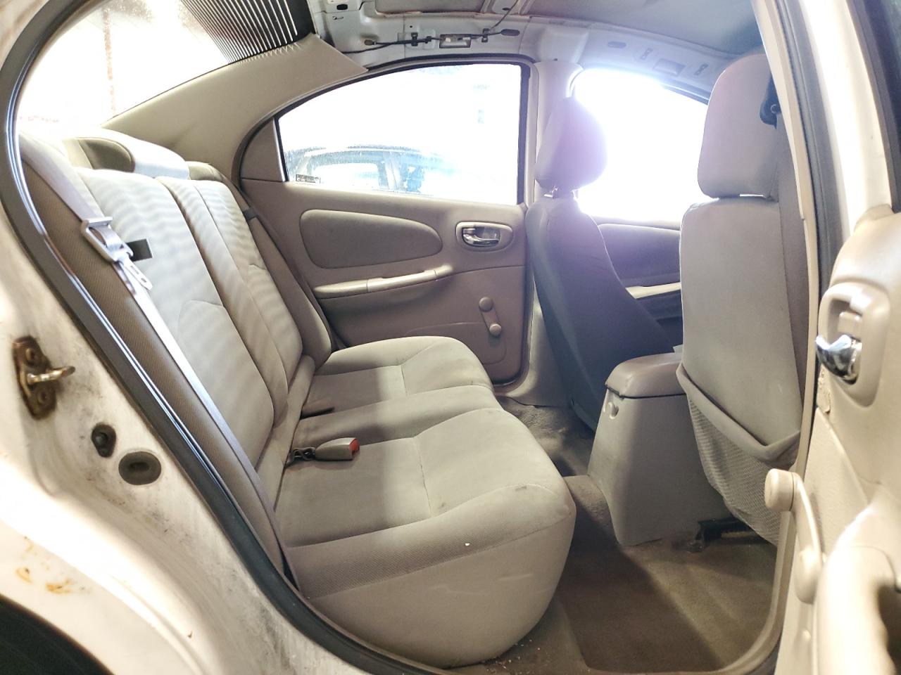 2000 Dodge Neon Base VIN: 1B3ES46C8YD615829 Lot: 64235964