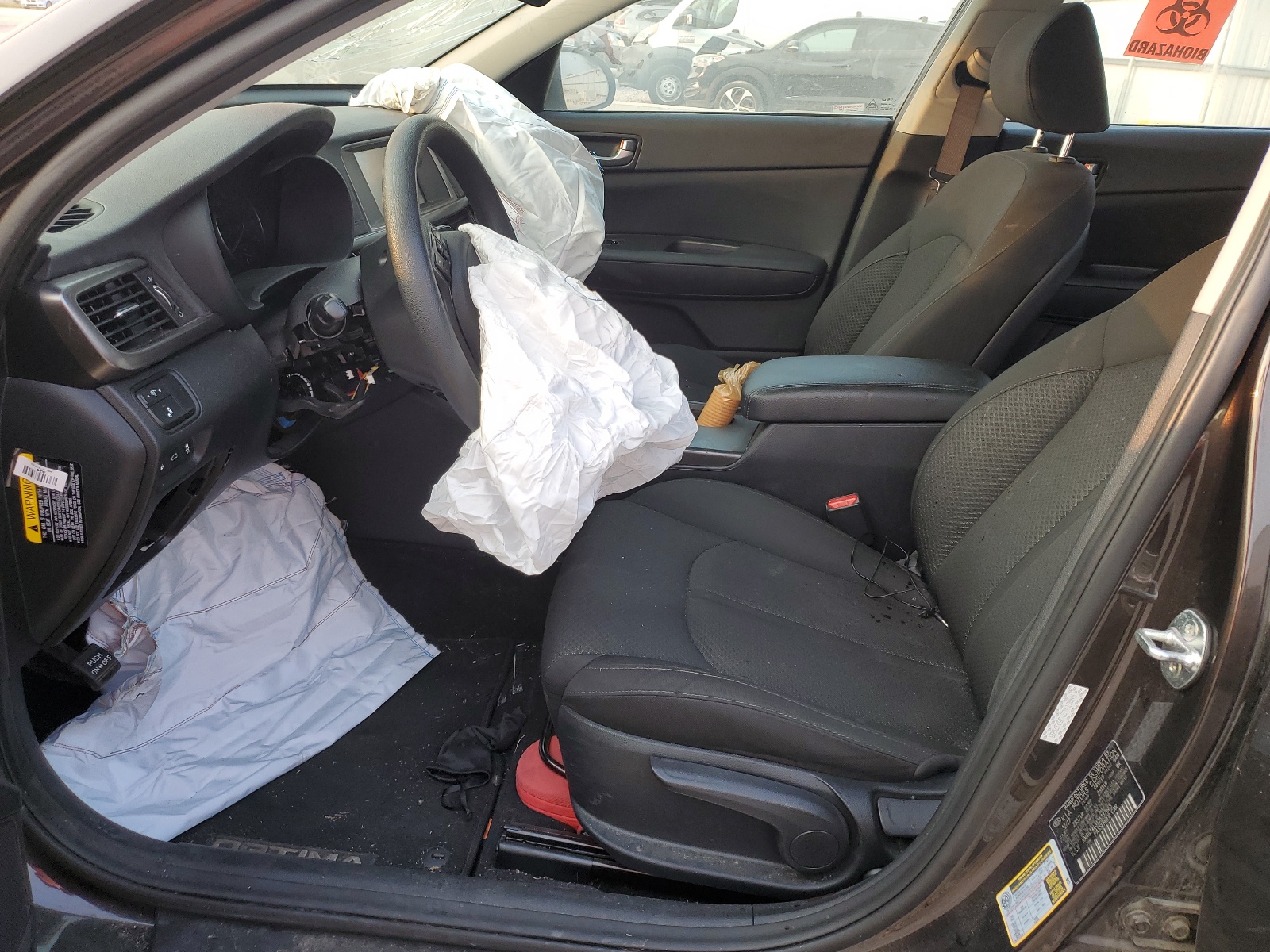 KNAGT4L31J5237665 2018 Kia Optima Lx