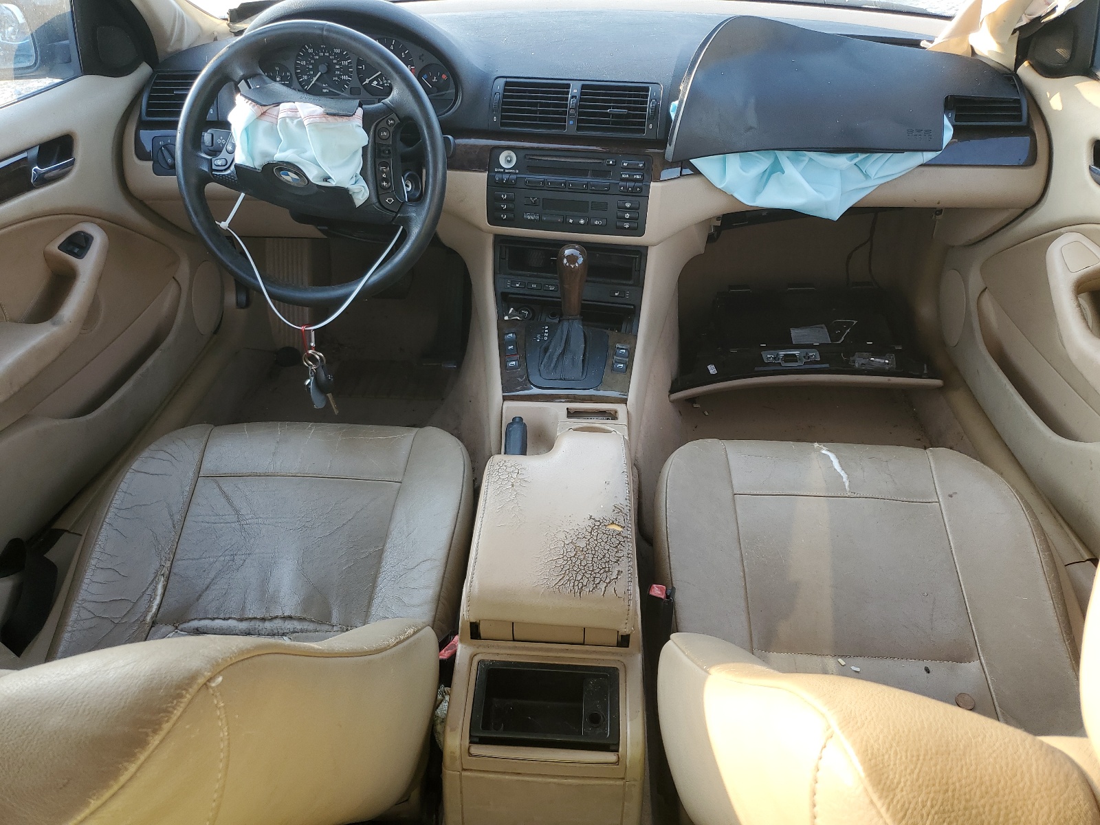 WBAEU334X3PH88047 2003 BMW 325 Xi