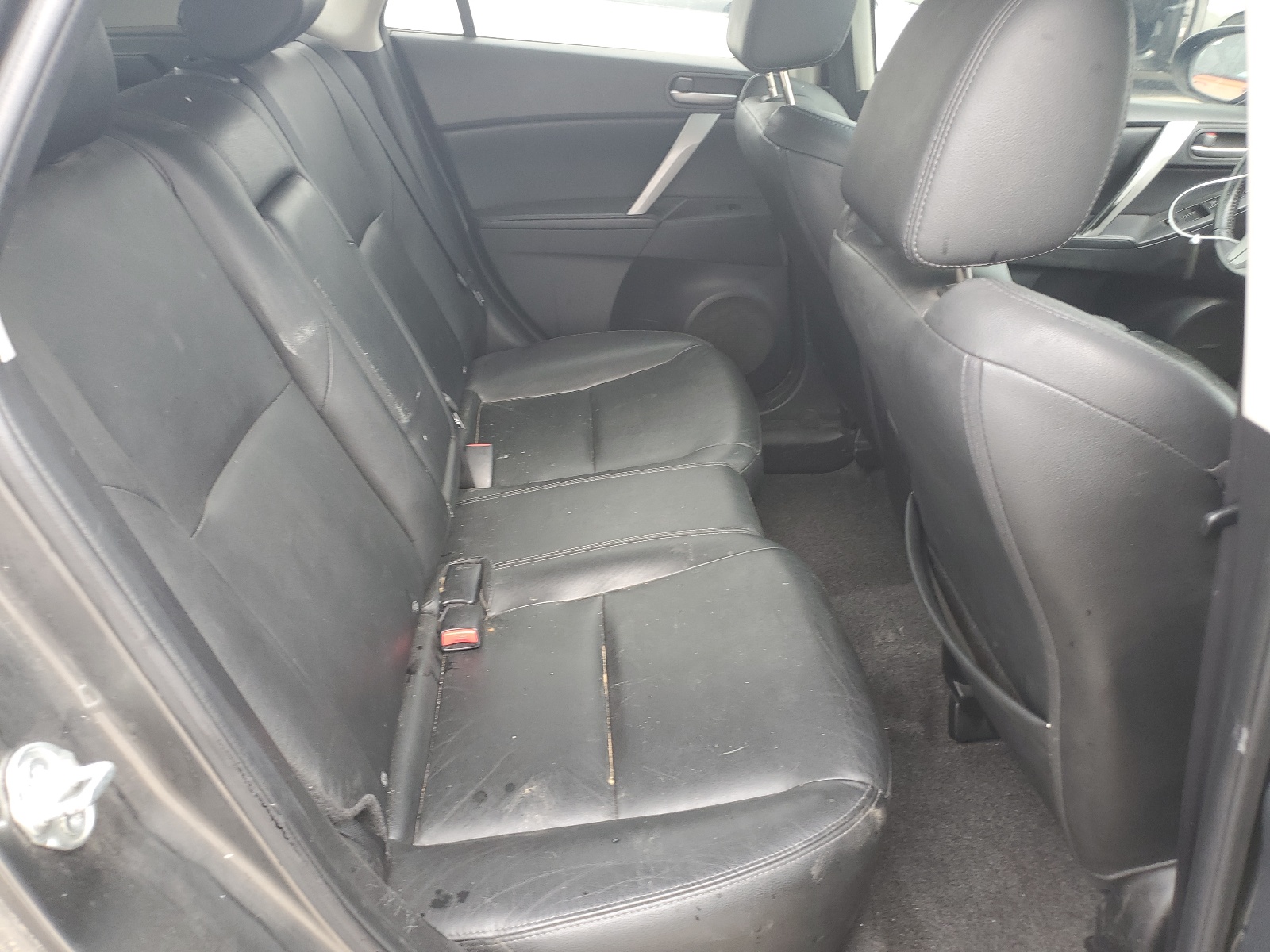 JM1BL1M55B1454639 2011 Mazda 3 S