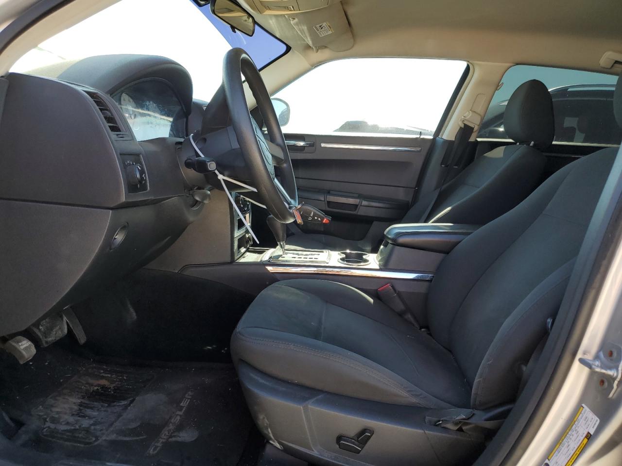 2010 Chrysler 300 Touring VIN: 2C3CA4CD6AH203153 Lot: 63148194