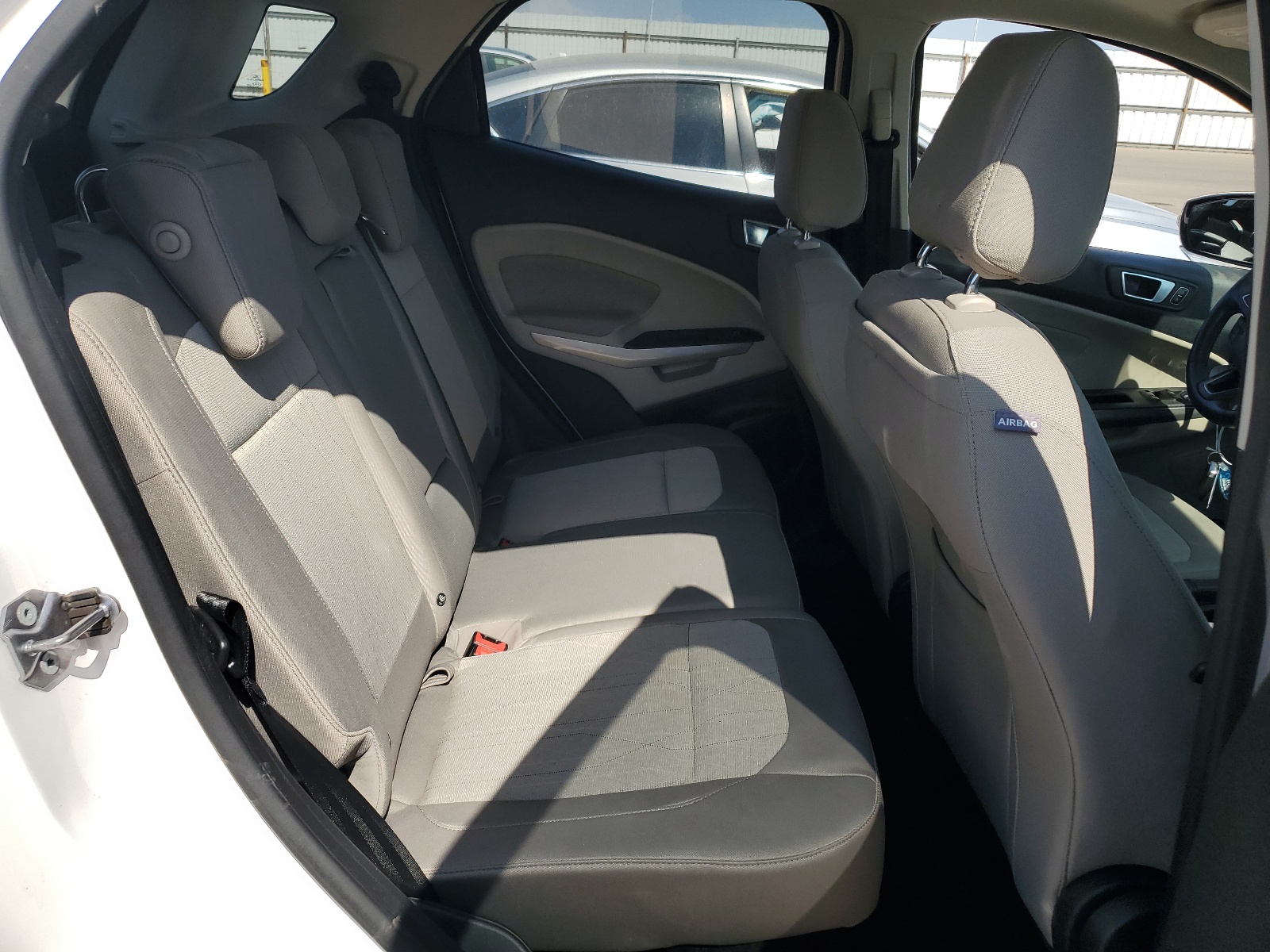 MAJ3P1TE0JC170807 2018 Ford Ecosport Se