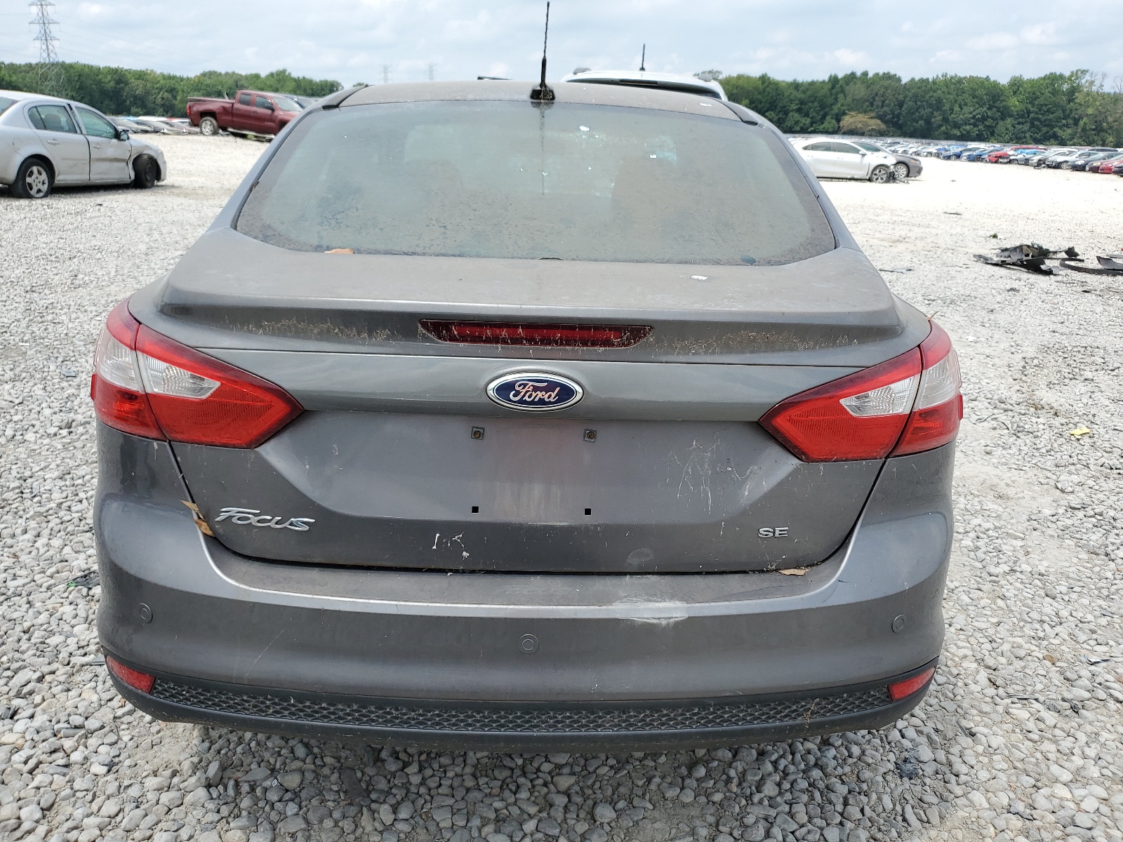 2014 Ford Focus Se vin: 1FADP3F27EL337073