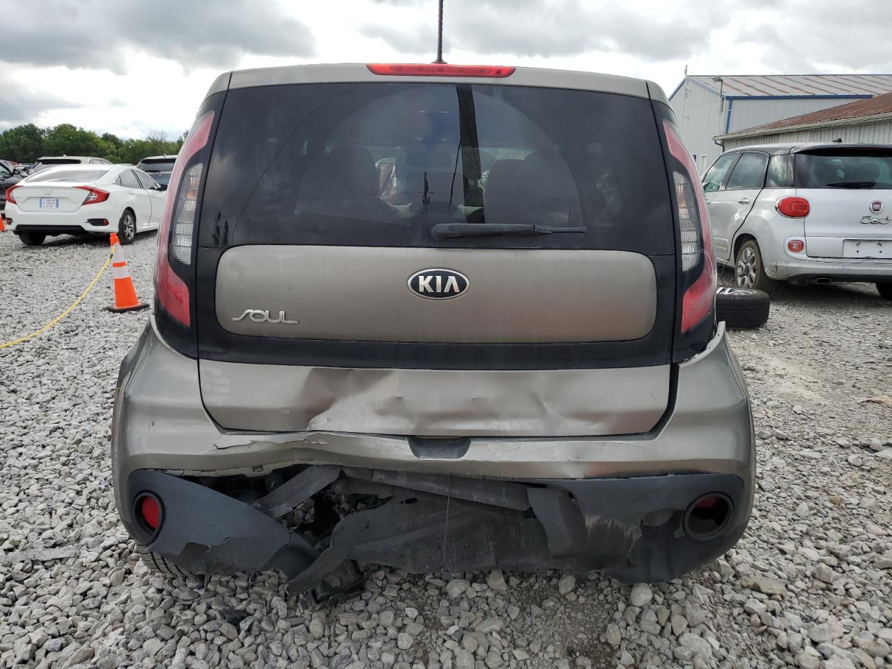 2018 Kia Soul VIN: KNDJN2A28J7574260 Lot: 62099164