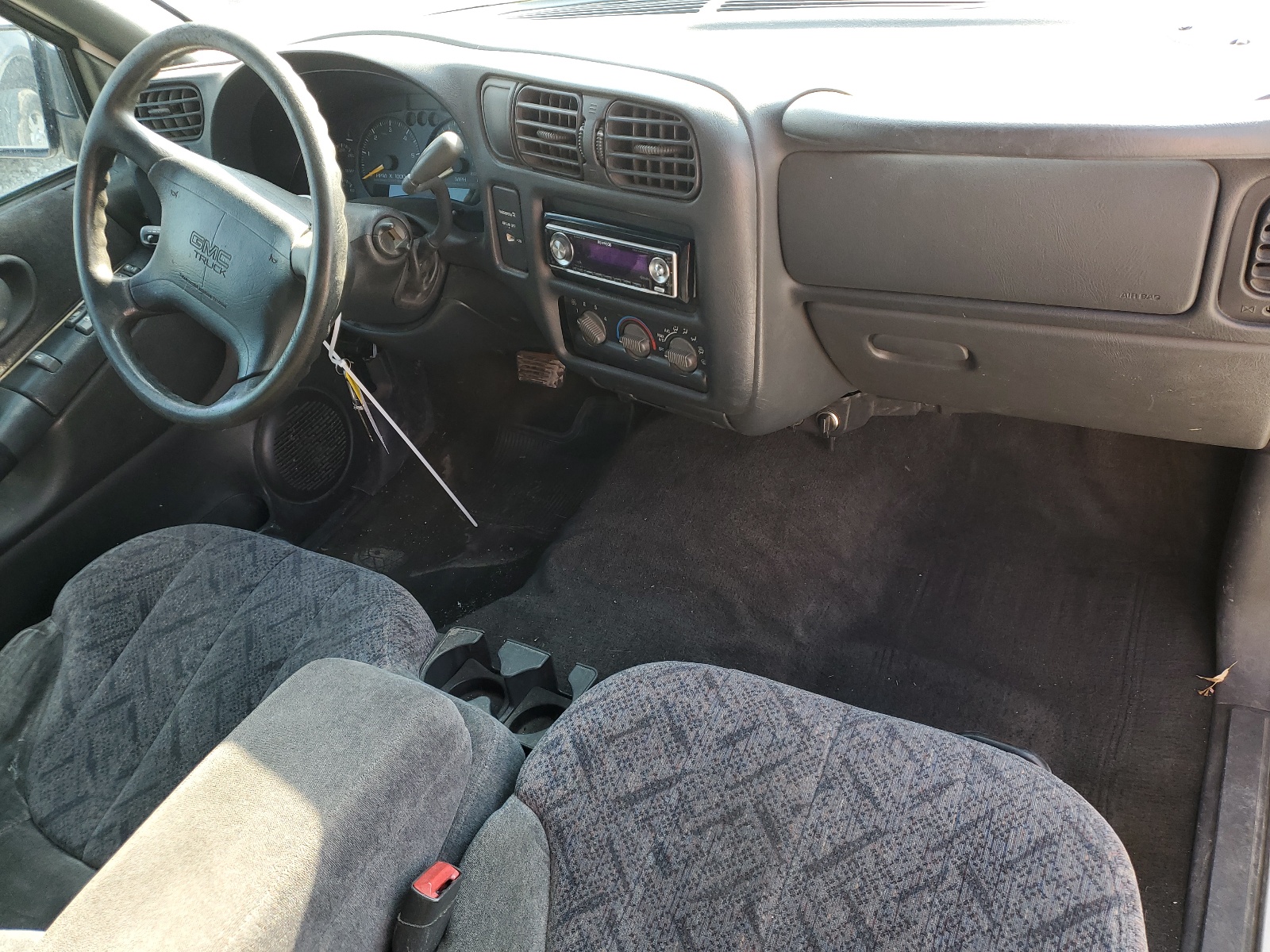 1GTCS19X1W8526578 1998 GMC Sonoma