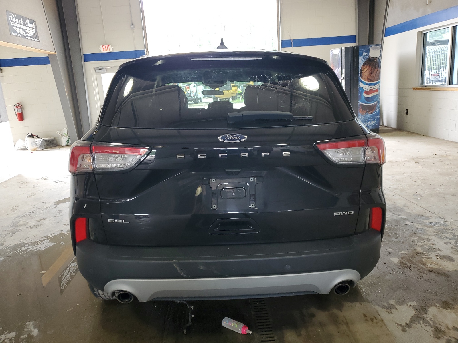 1FMCU9H69MUA57385 2021 Ford Escape Sel