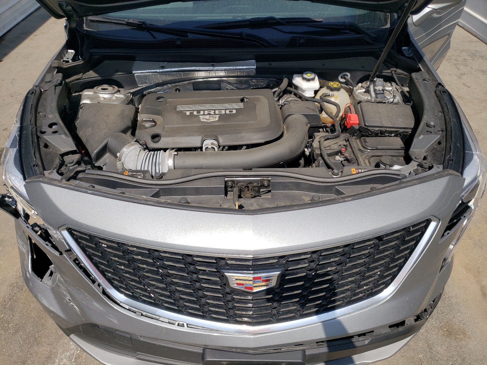 2023 Cadillac Xt4 Premium Luxury vin: 1GYFZCR40PF174403