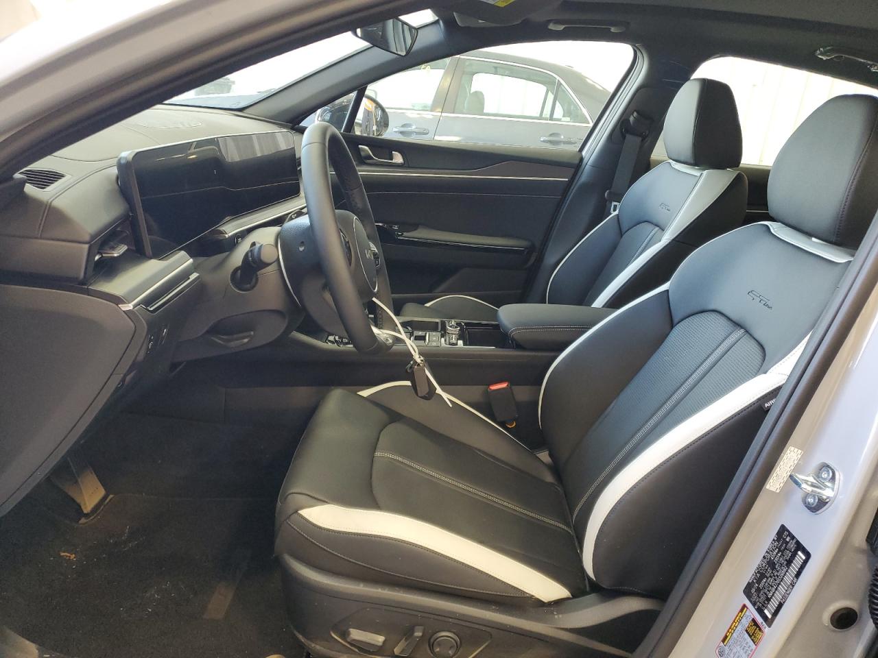 2025 Kia K5 Gt Line VIN: KNAG64J70S5268162 Lot: 63099424