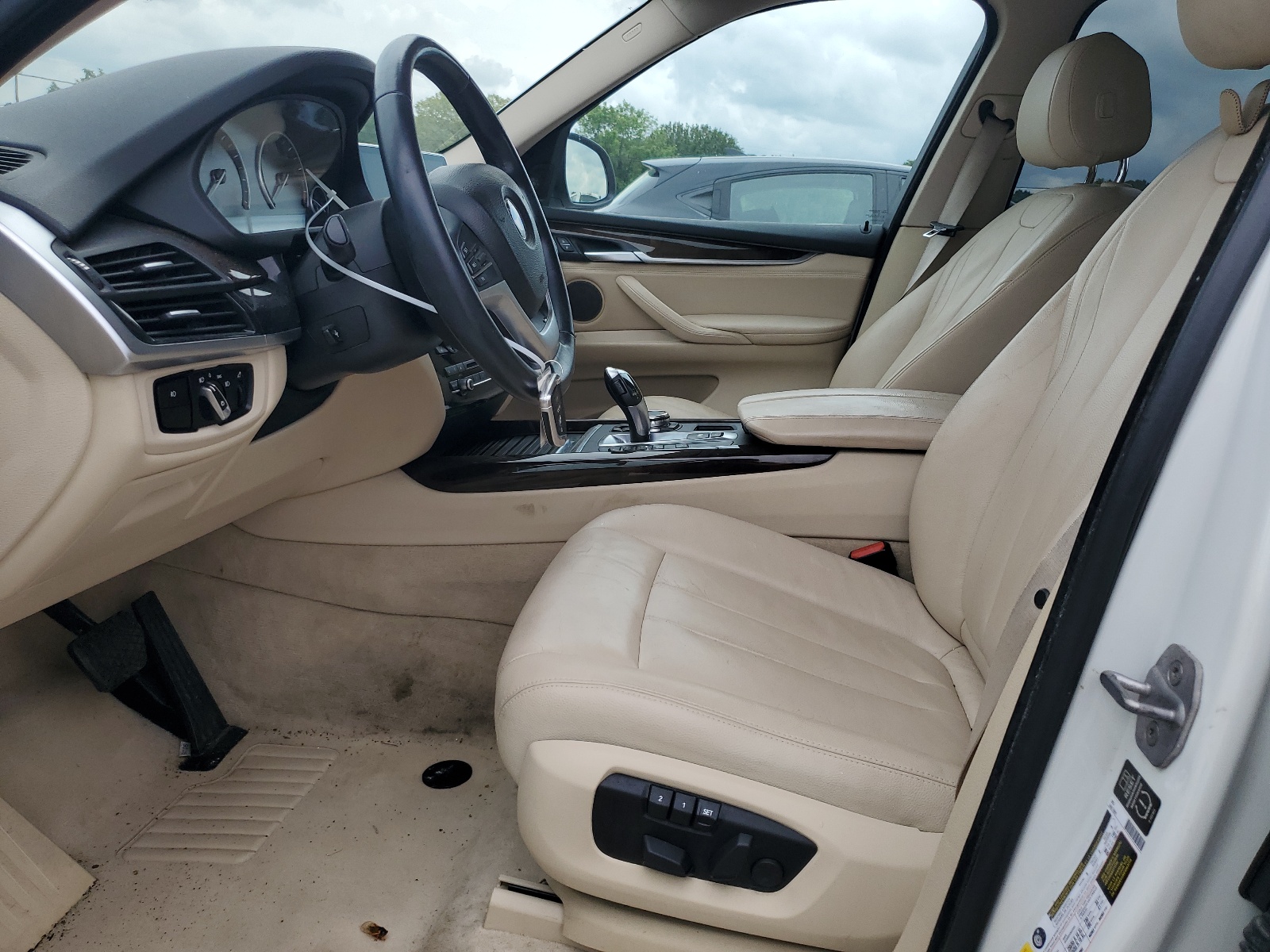 5UXKR0C54F0K61452 2015 BMW X5 xDrive35I