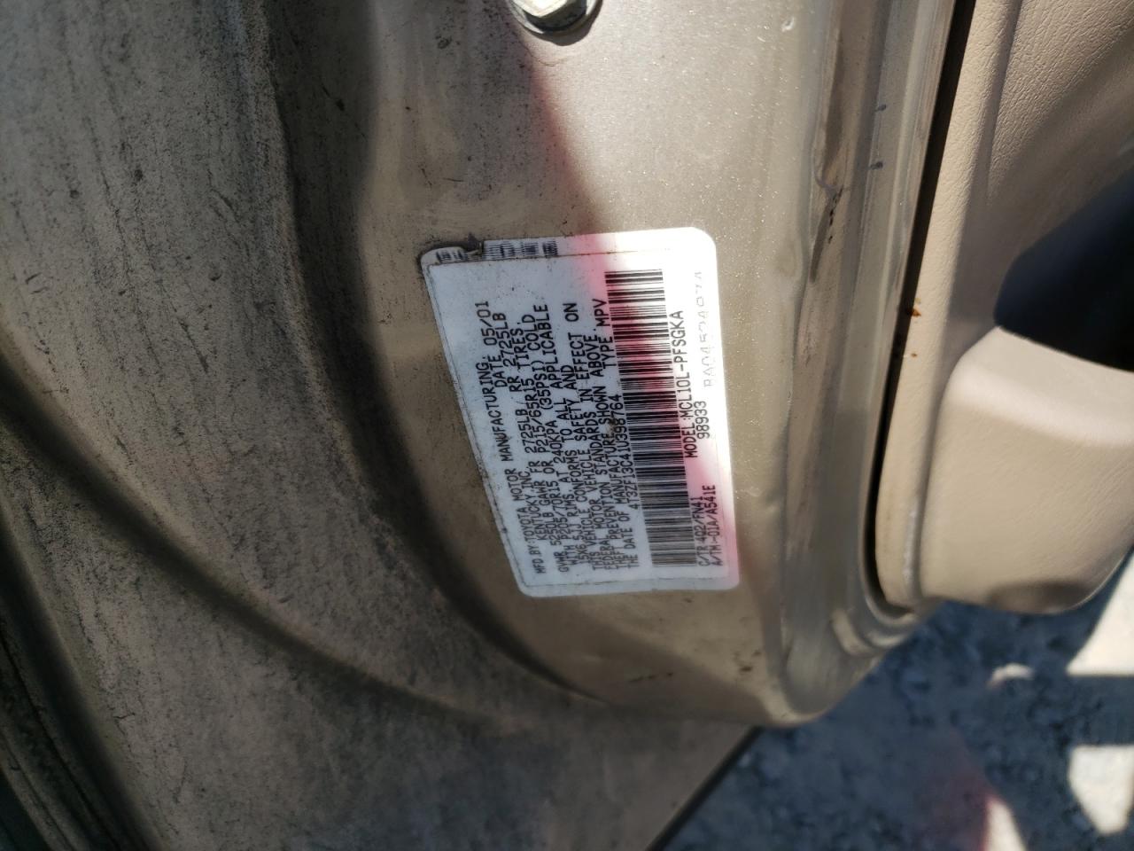 2001 Toyota Sienna Le VIN: 4T3ZF13C41U398764 Lot: 65242814