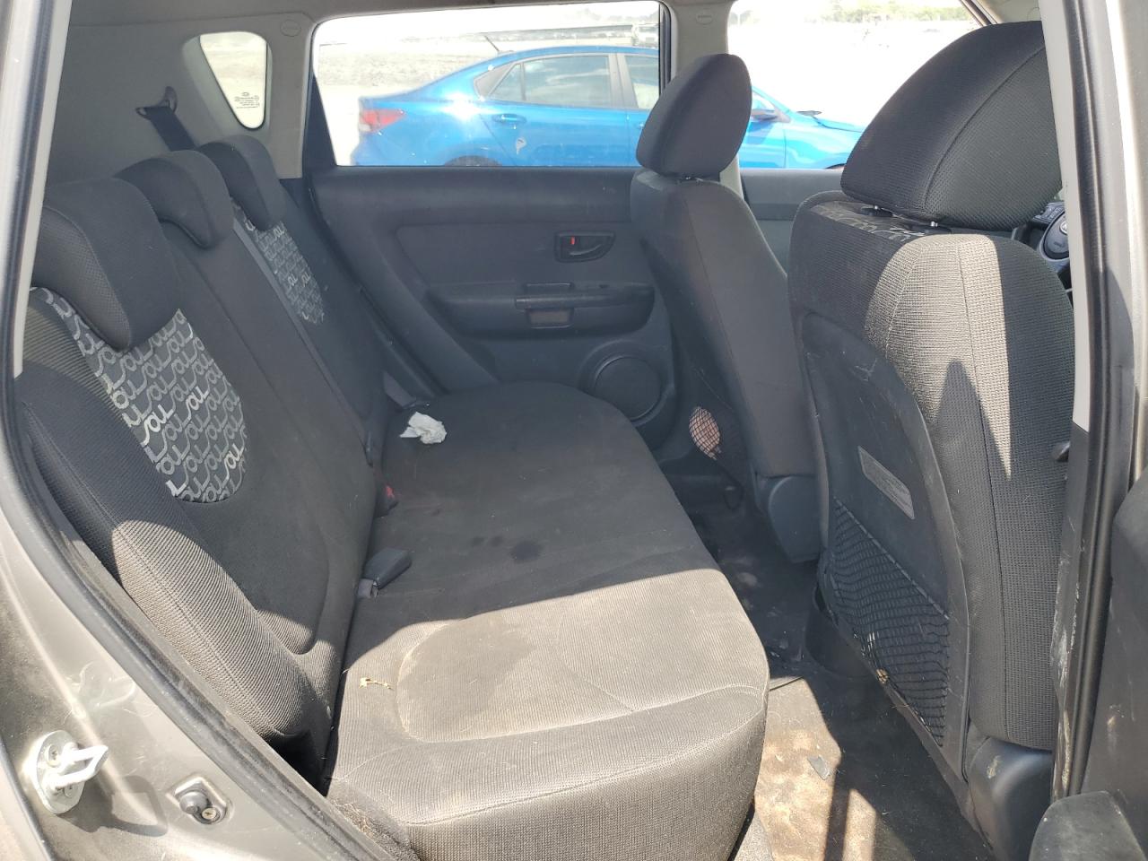 2010 Kia Soul + VIN: KNDJT2A26A7085863 Lot: 63041644