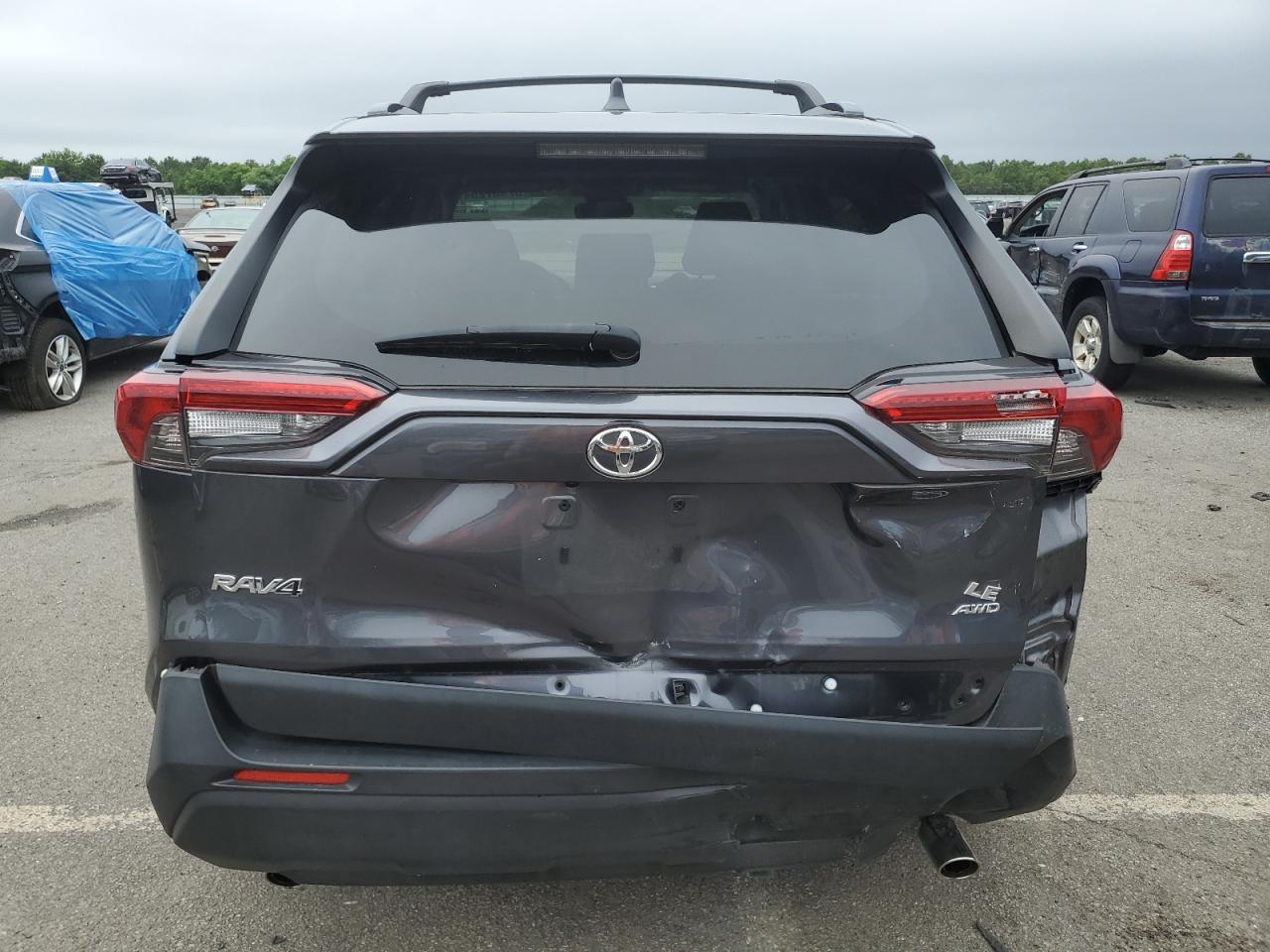 2019 Toyota Rav4 Le VIN: JTMF1RFV7KD045415 Lot: 62957254