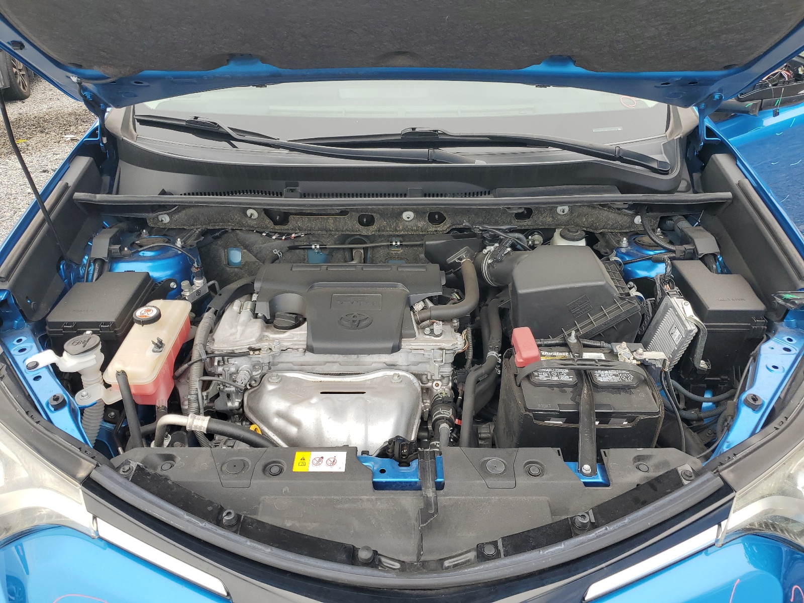 JTMWFREV6HJ116312 2017 Toyota Rav4 Xle