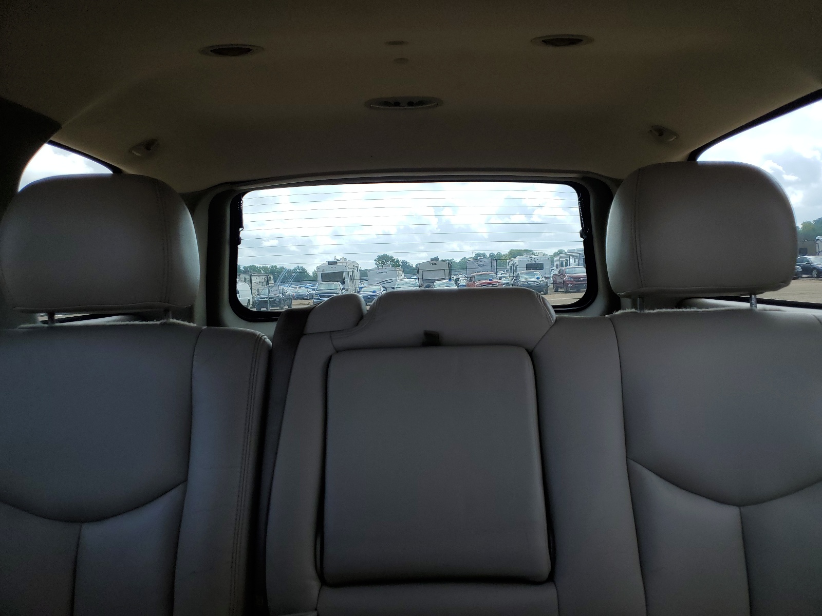 1GNEK13Z03R123675 2003 Chevrolet Tahoe K1500