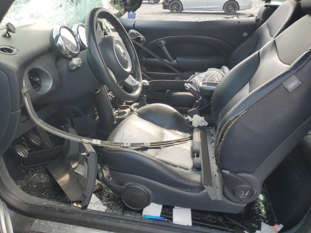 2005 Mini Cooper S VIN: WMWRH33565TF84760 Lot: 61859274