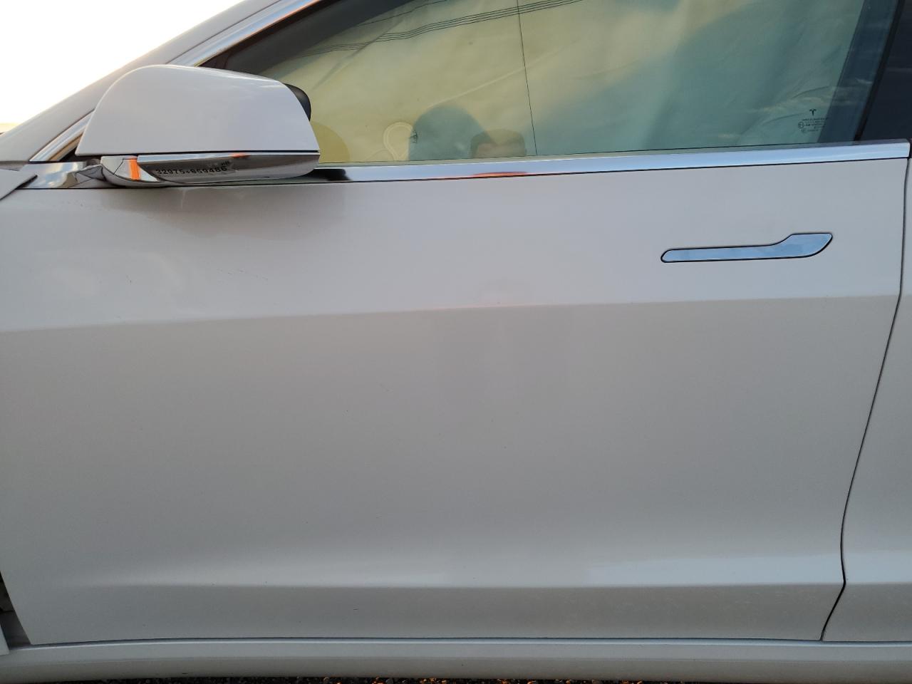 5YJ3E1EA1JF060510 2018 Tesla Model 3