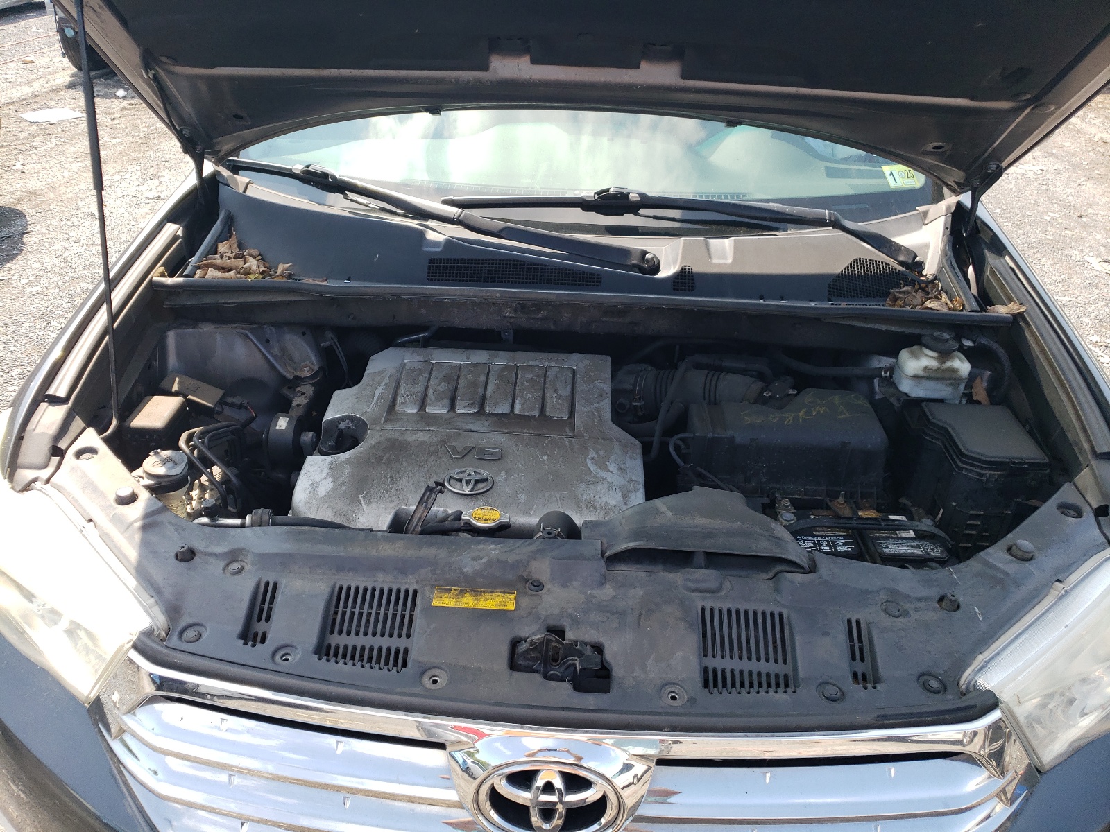 5TDYK3EH5BS047764 2011 Toyota Highlander Limited