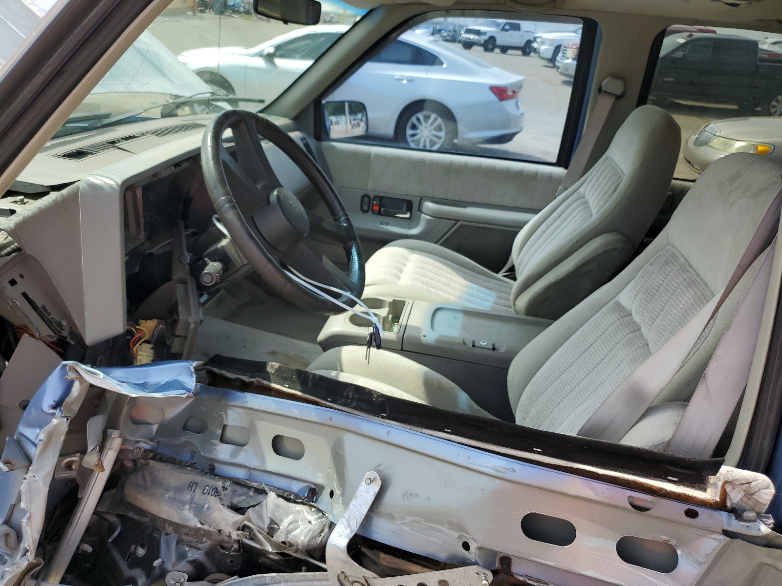 1GKEC16K6RJ771070 1994 GMC Suburban C1500