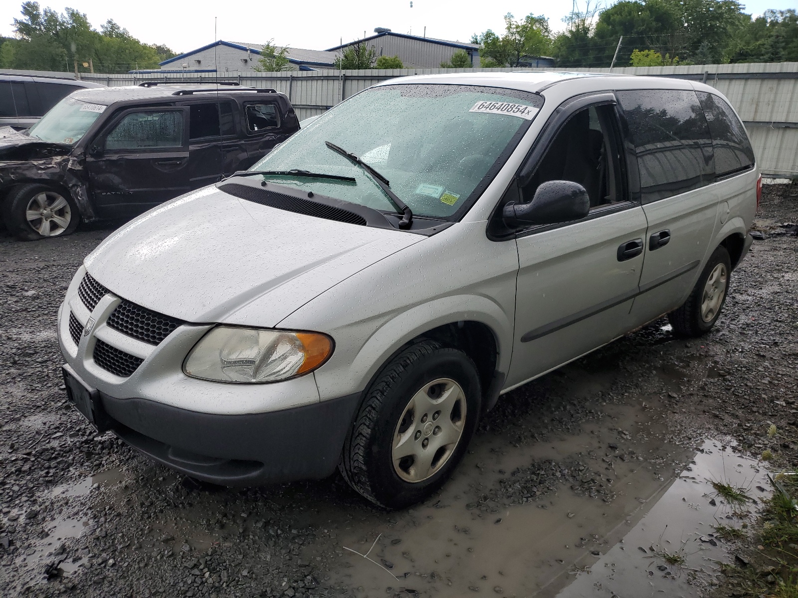 1B4GP25362B737538 2002 Dodge Caravan Se