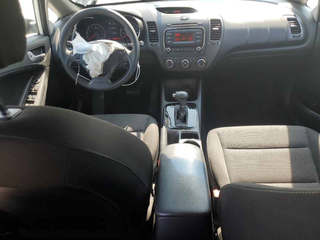 2017 Kia Forte Lx VIN: 3KPFK4A78HE136323 Lot: 64604664