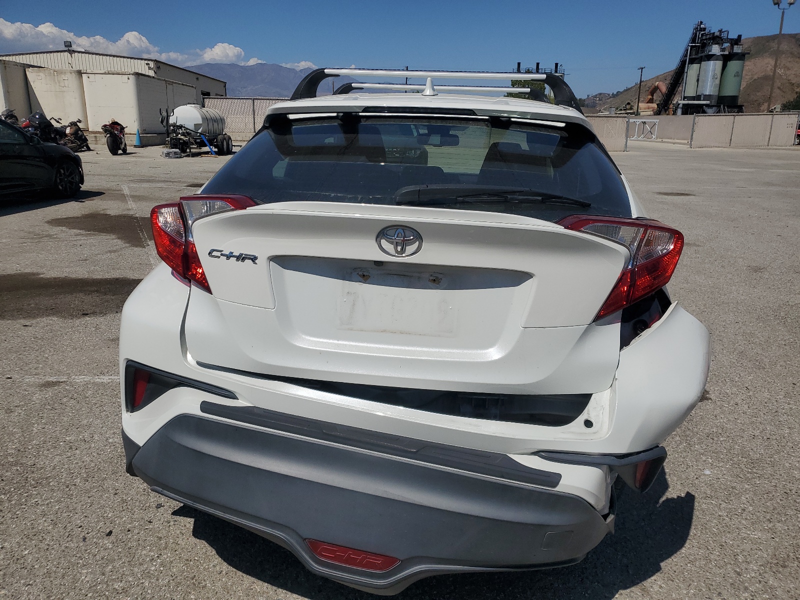 NMTKHMBX0JR013198 2018 Toyota C-Hr Xle