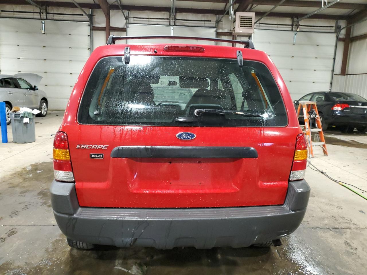 2001 Ford Escape Xls VIN: 1FMYU02121KA95725 Lot: 61340464