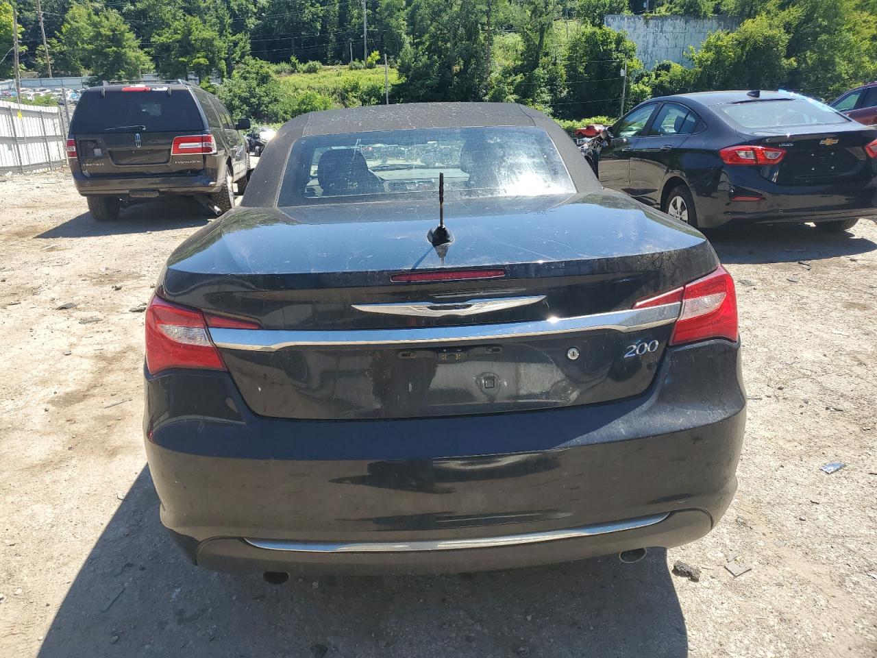 2013 Chrysler 200 Touring VIN: 1C3BCBEGXDN524870 Lot: 61676524