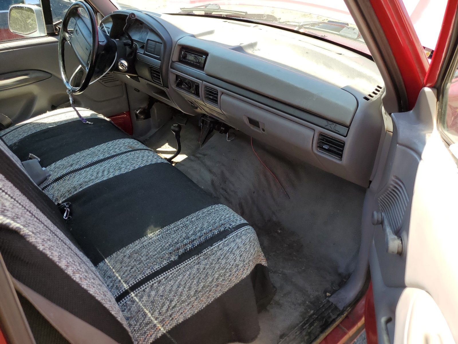 1FTEF14N8RLB52779 1994 Ford F150