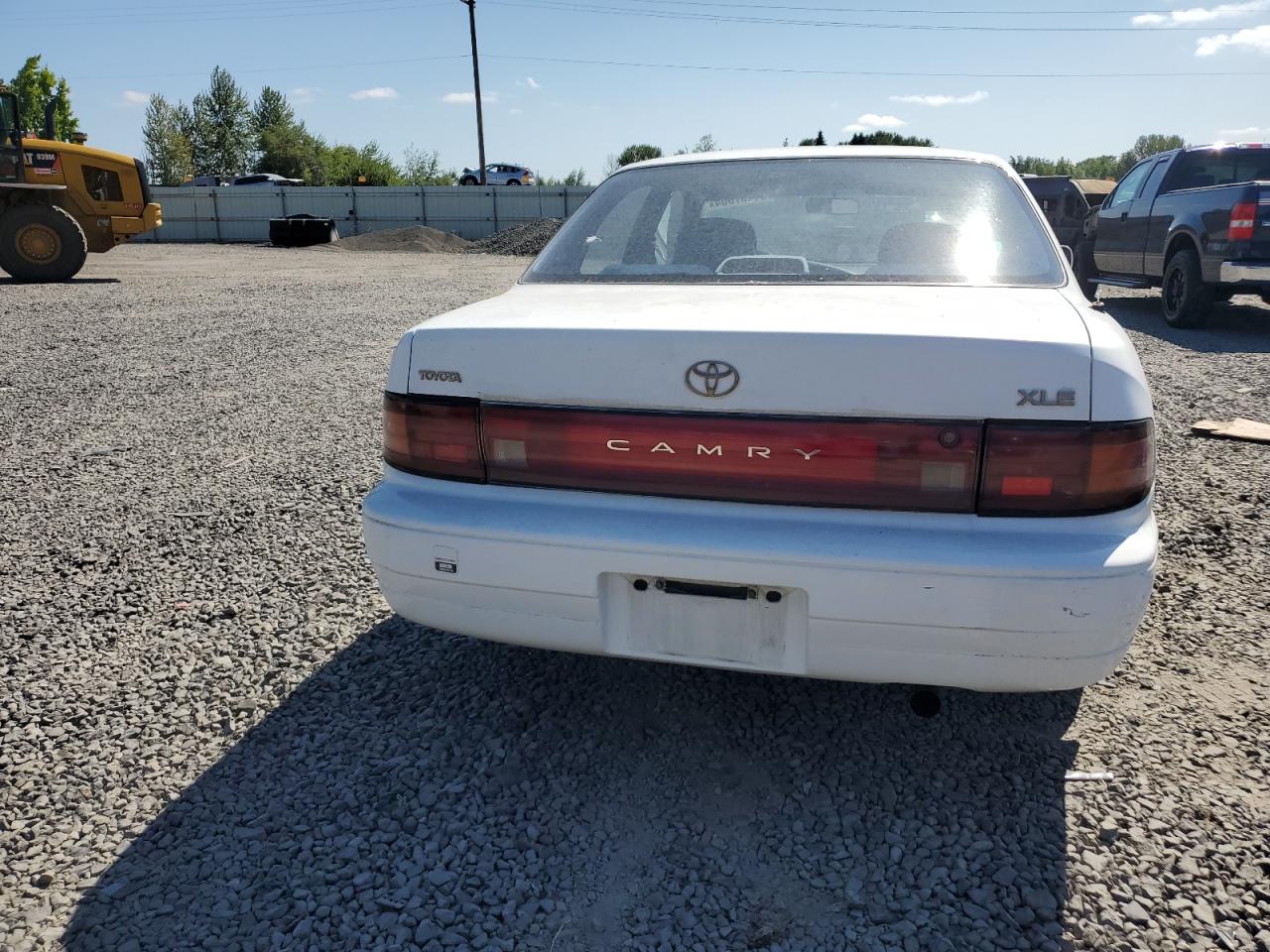 1992 Toyota Camry Xle VIN: JT2SK13E9N0065882 Lot: 64457064