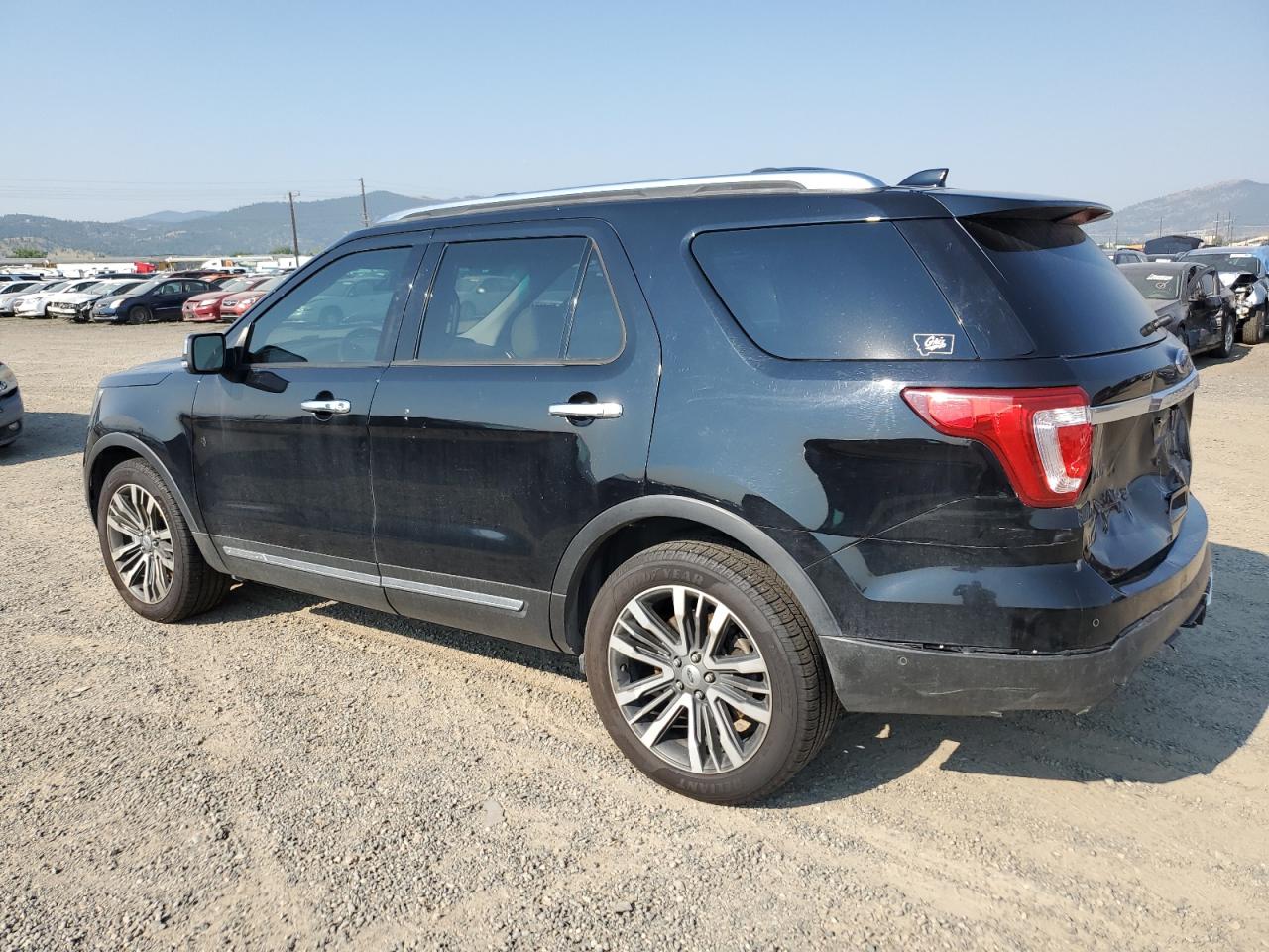 1FM5K8HT5GGA56137 2016 Ford Explorer Platinum