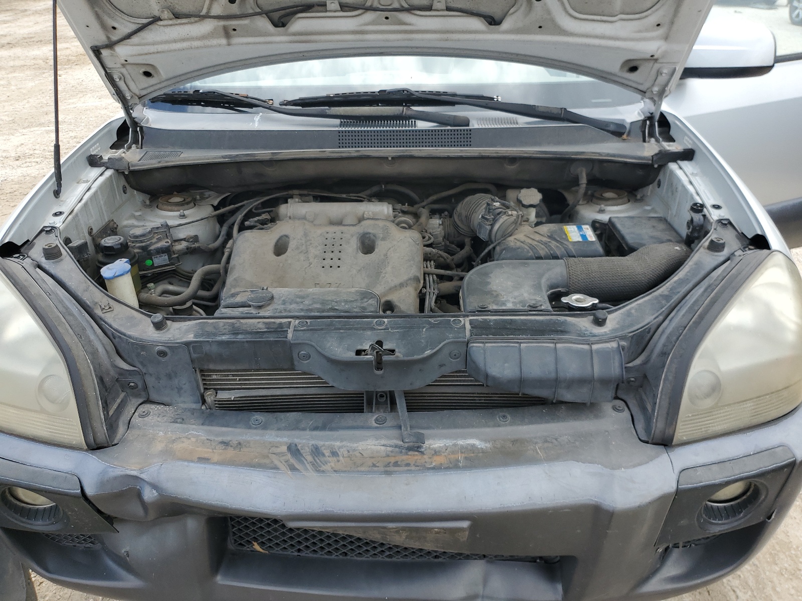 KM8JN12D58U894704 2008 Hyundai Tucson Se