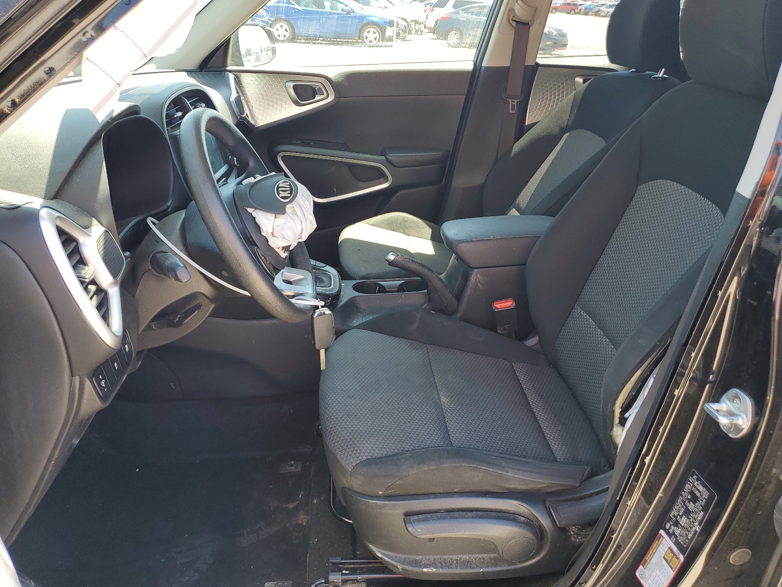 KNDJ23AU7M7740594 2021 Kia Soul Lx