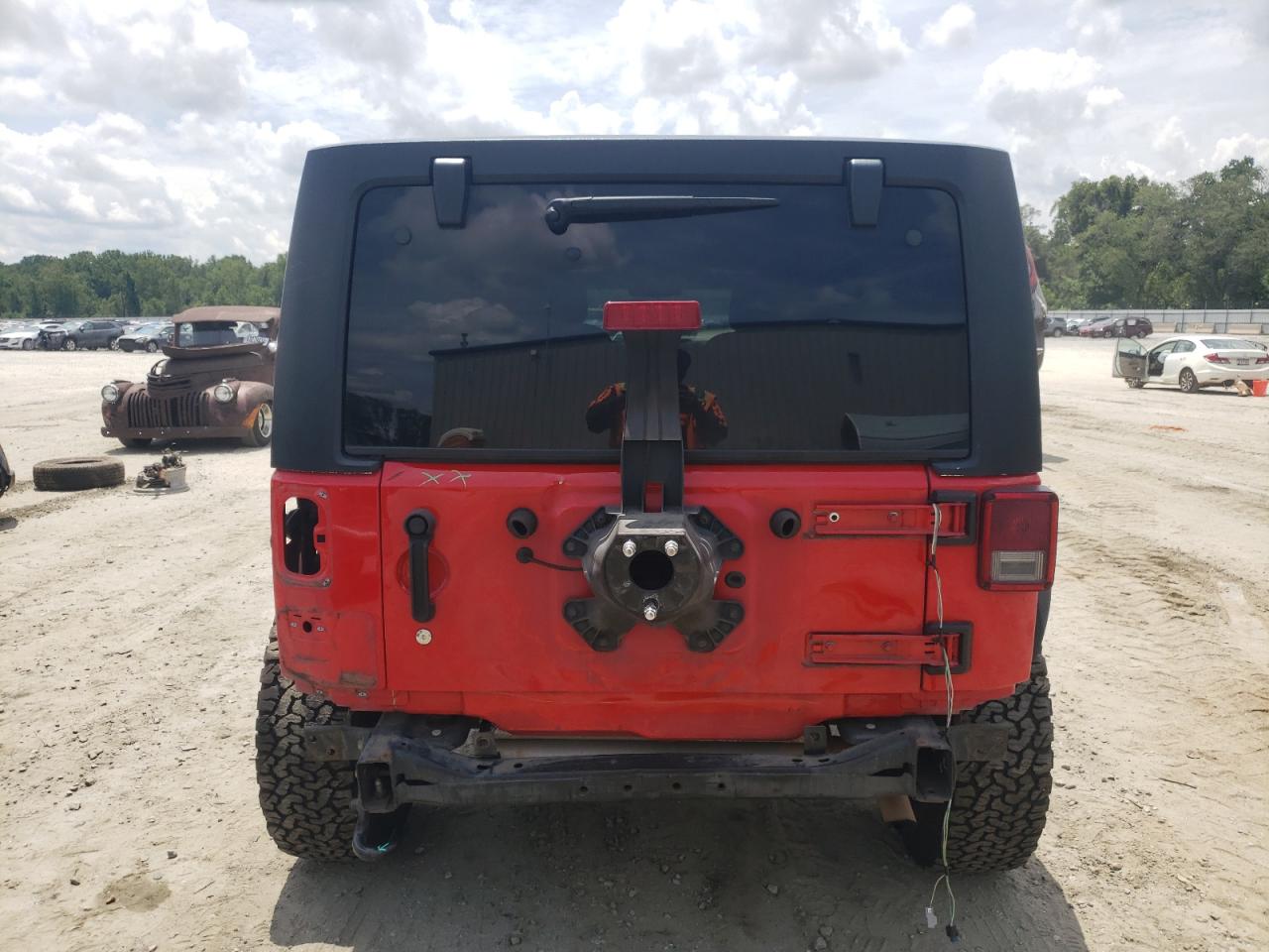 1C4HJWDG8JL922347 2018 Jeep Wrangler Unlimited Sport