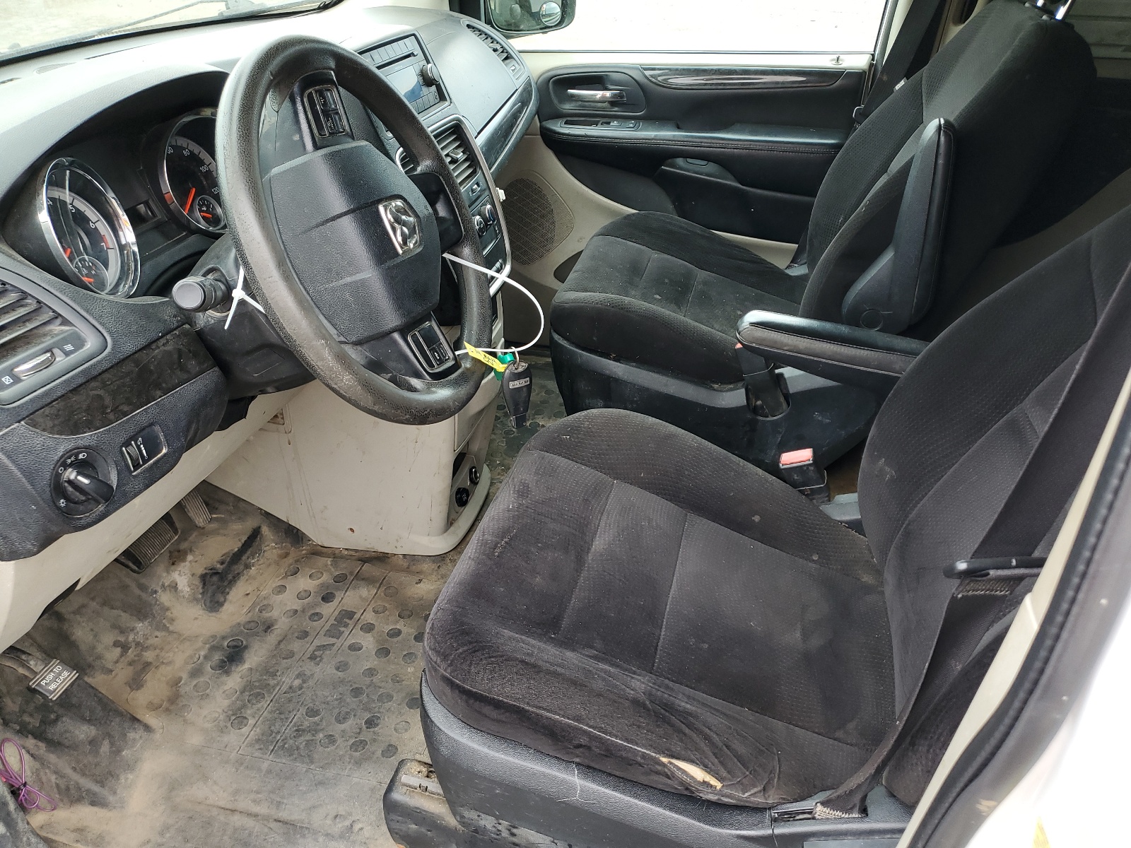 2C4JRGAG7ER352682 2014 Ram Tradesman