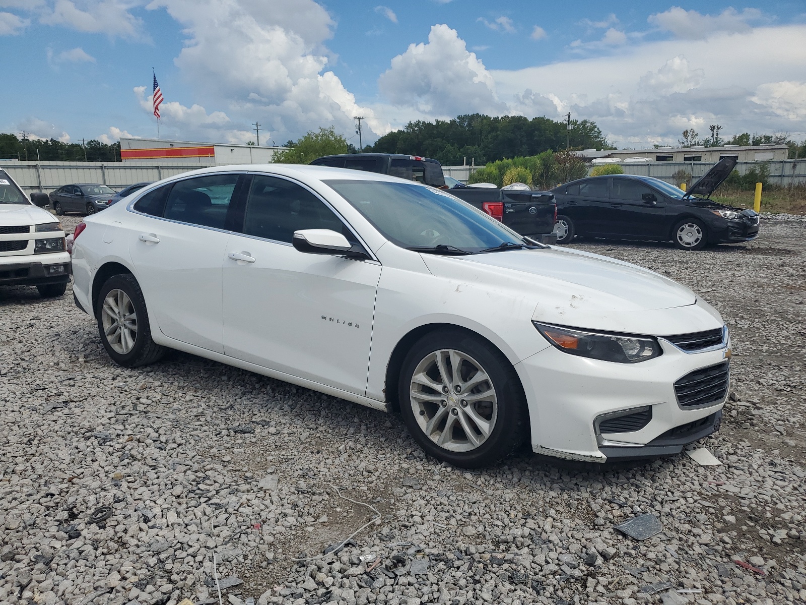 2017 Chevrolet Malibu Lt vin: 1G1ZE5ST4HF145458