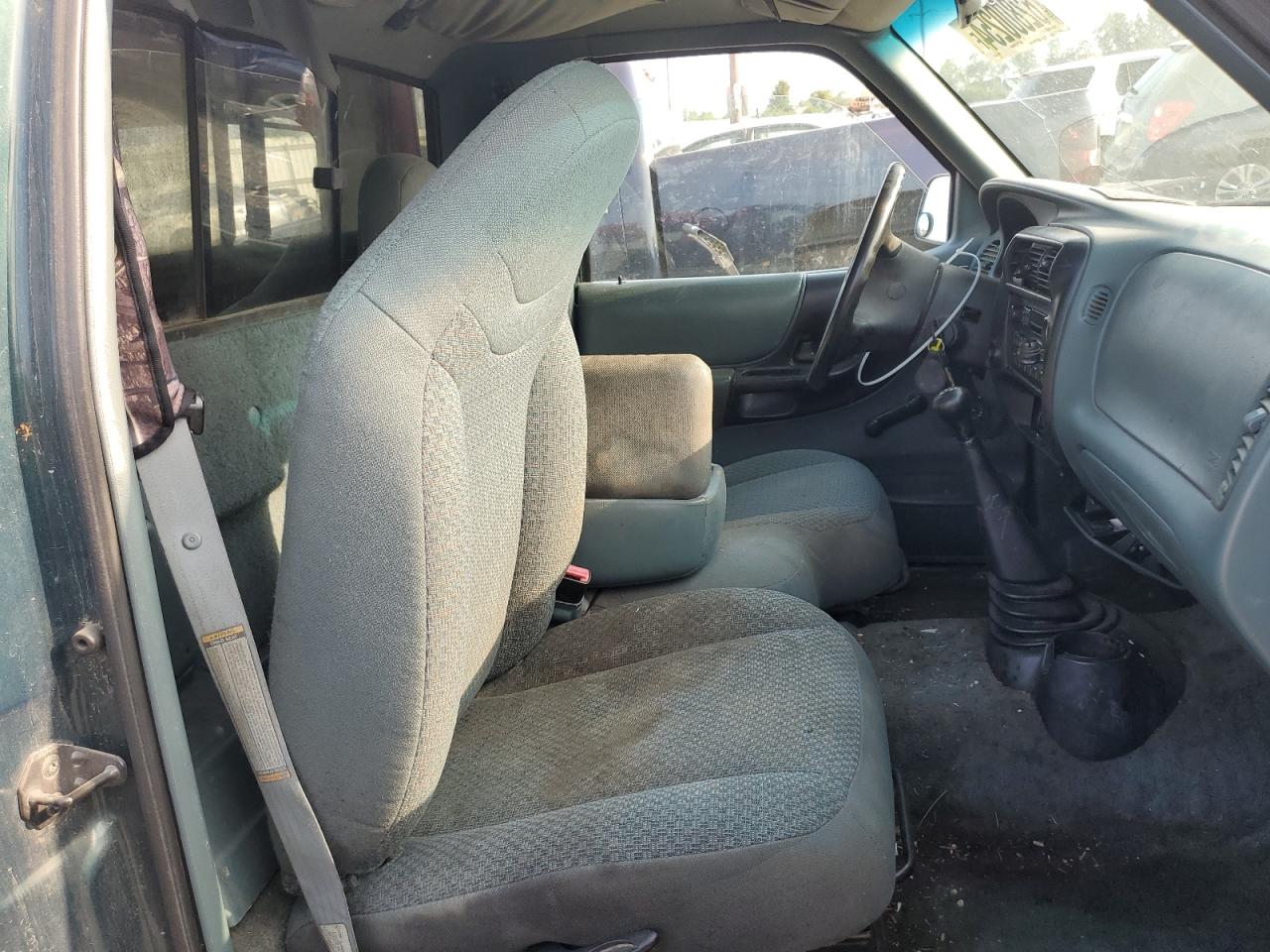 1998 Ford Ranger VIN: 1FTYR10C4WUA56369 Lot: 62800254