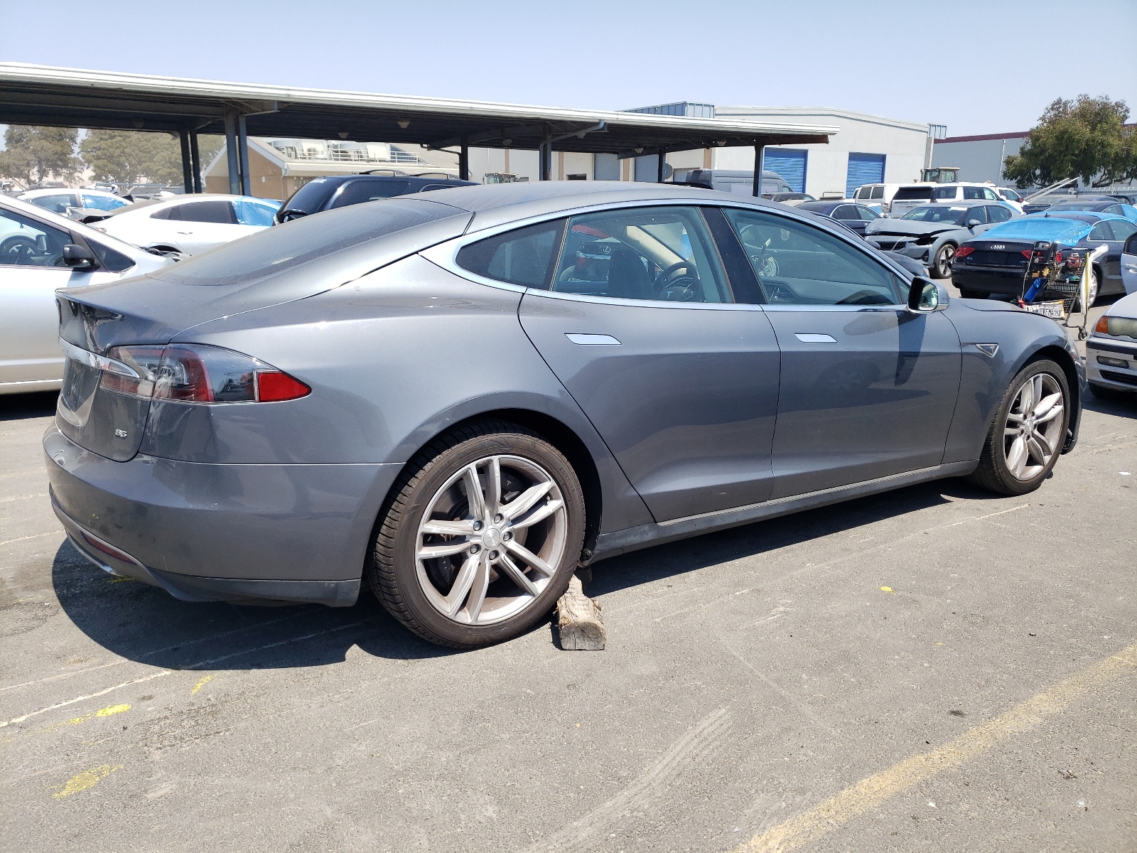 2013 Tesla Model S vin: 5YJSA1CN1DFP05416