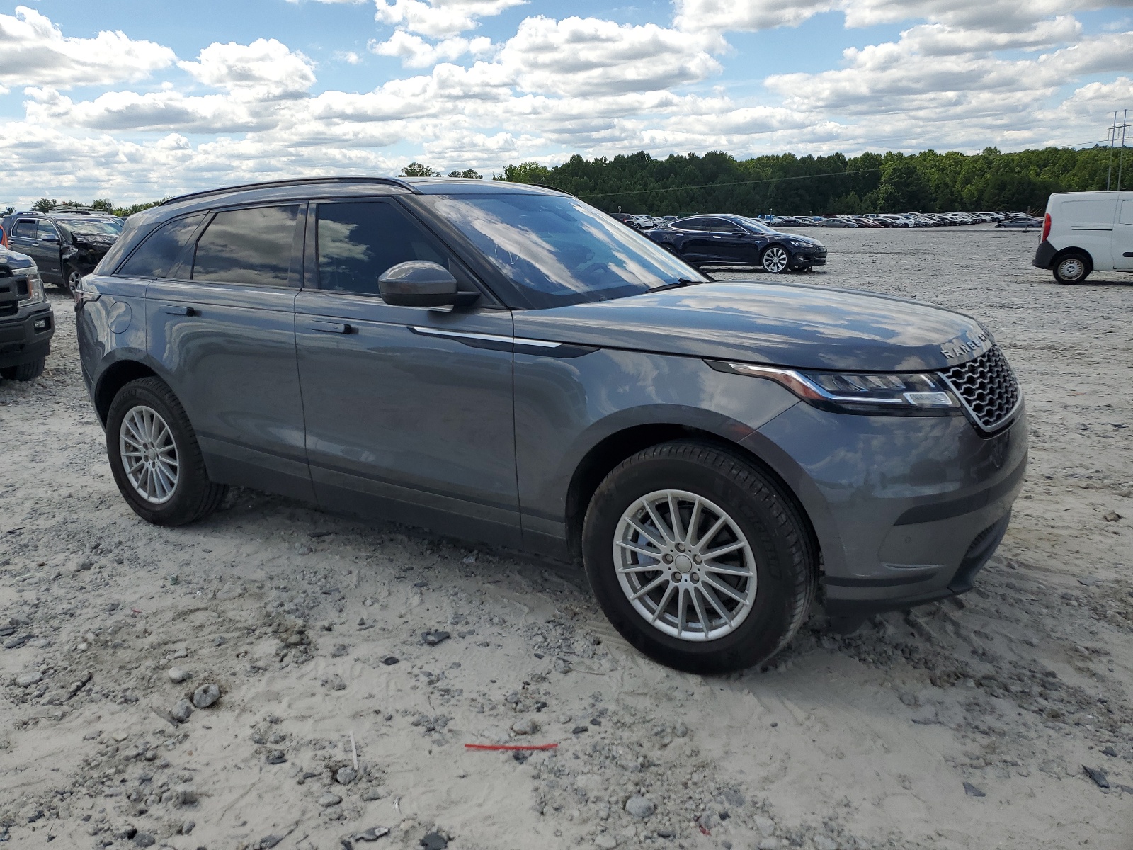 2019 Land Rover Range Rover Velar vin: SALYA2EX0KA792237