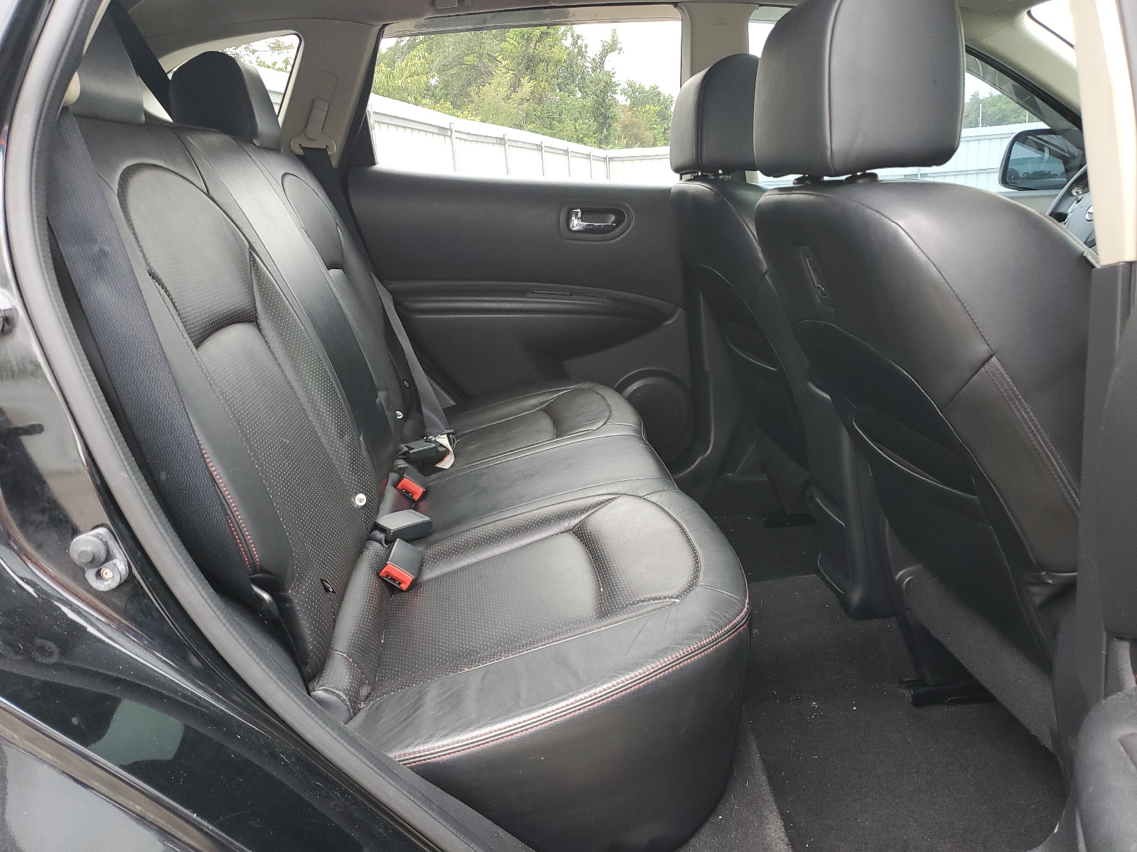 JN8AS5MV0BW293615 2011 Nissan Rogue S