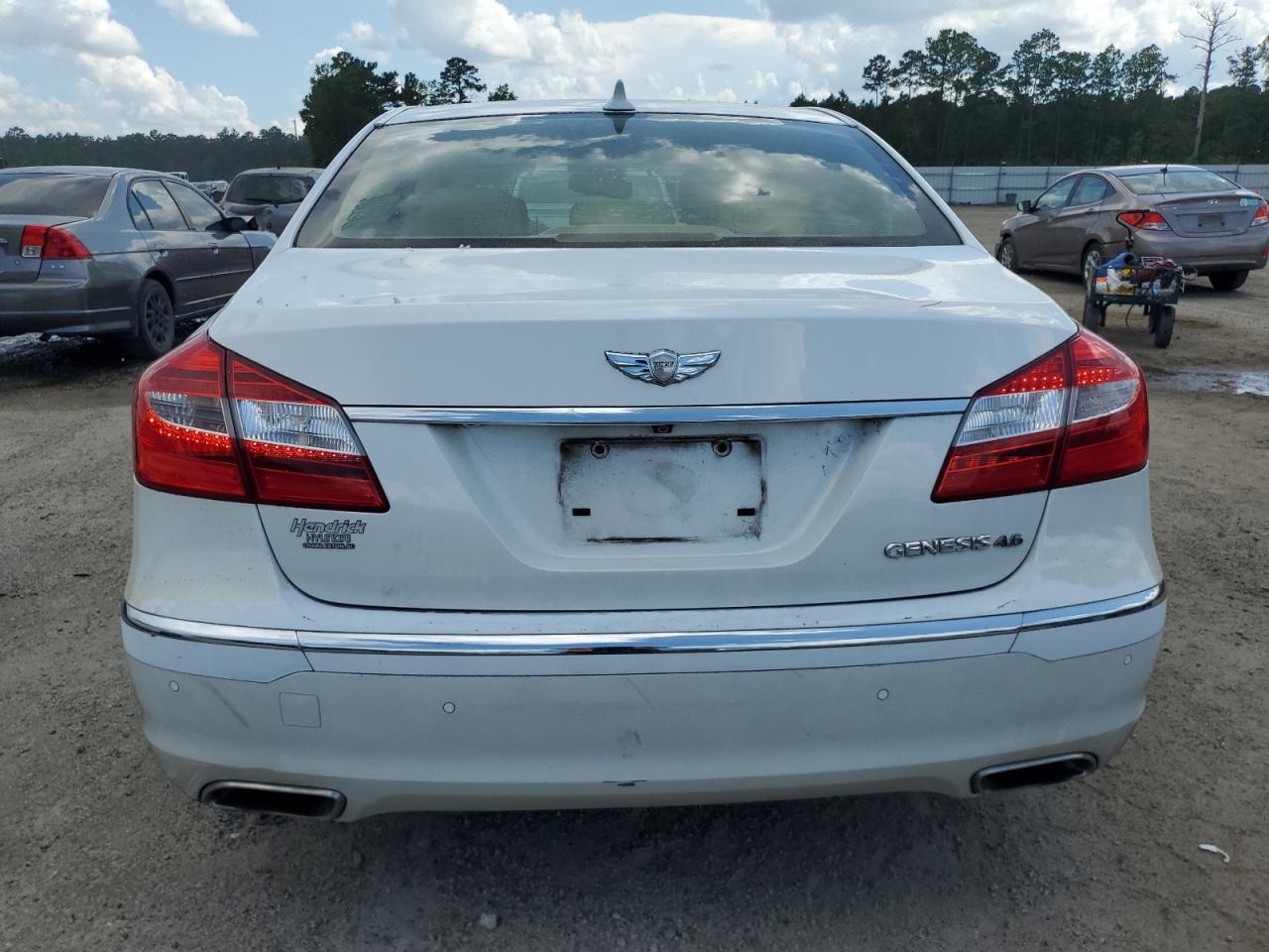 2012 Hyundai Genesis 4.6L VIN: KMHGC4DFXCU198865 Lot: 63553154