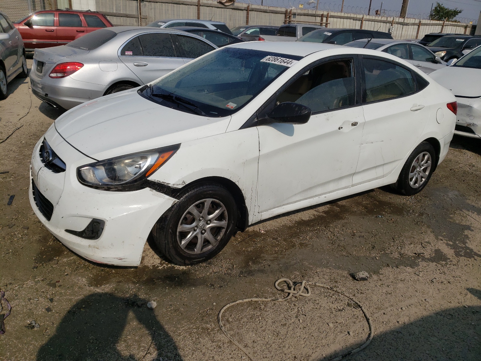 2013 Hyundai Accent Gls vin: KMHCT4AE6DU311755