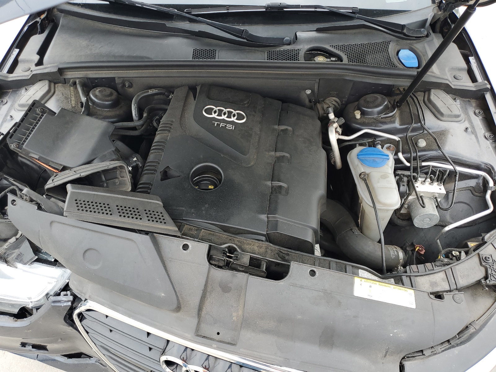 WAUBFAFLXFN043851 2015 Audi A4 Premium