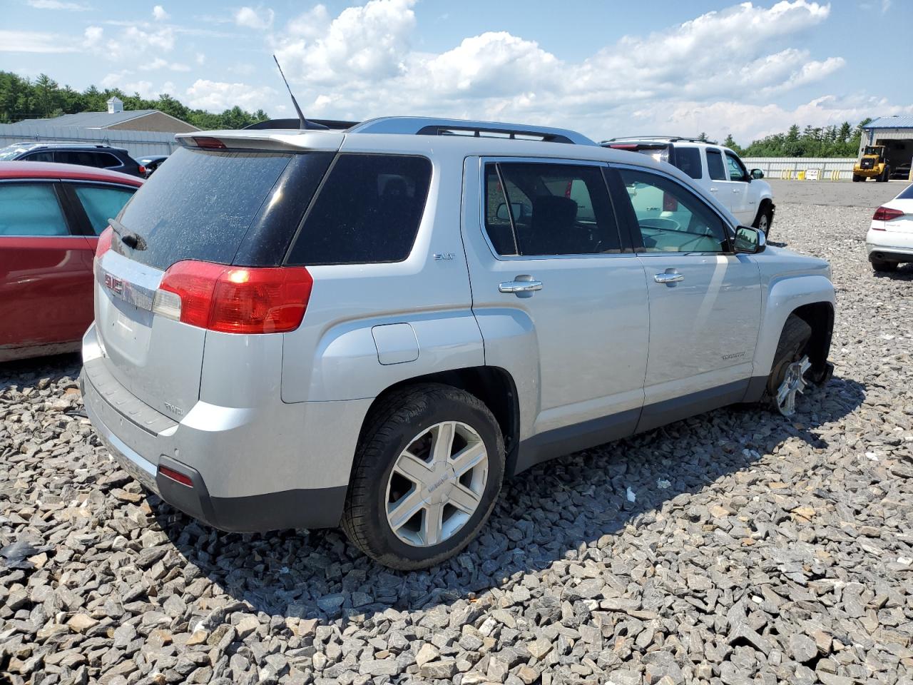 2011 GMC Terrain - Image 3